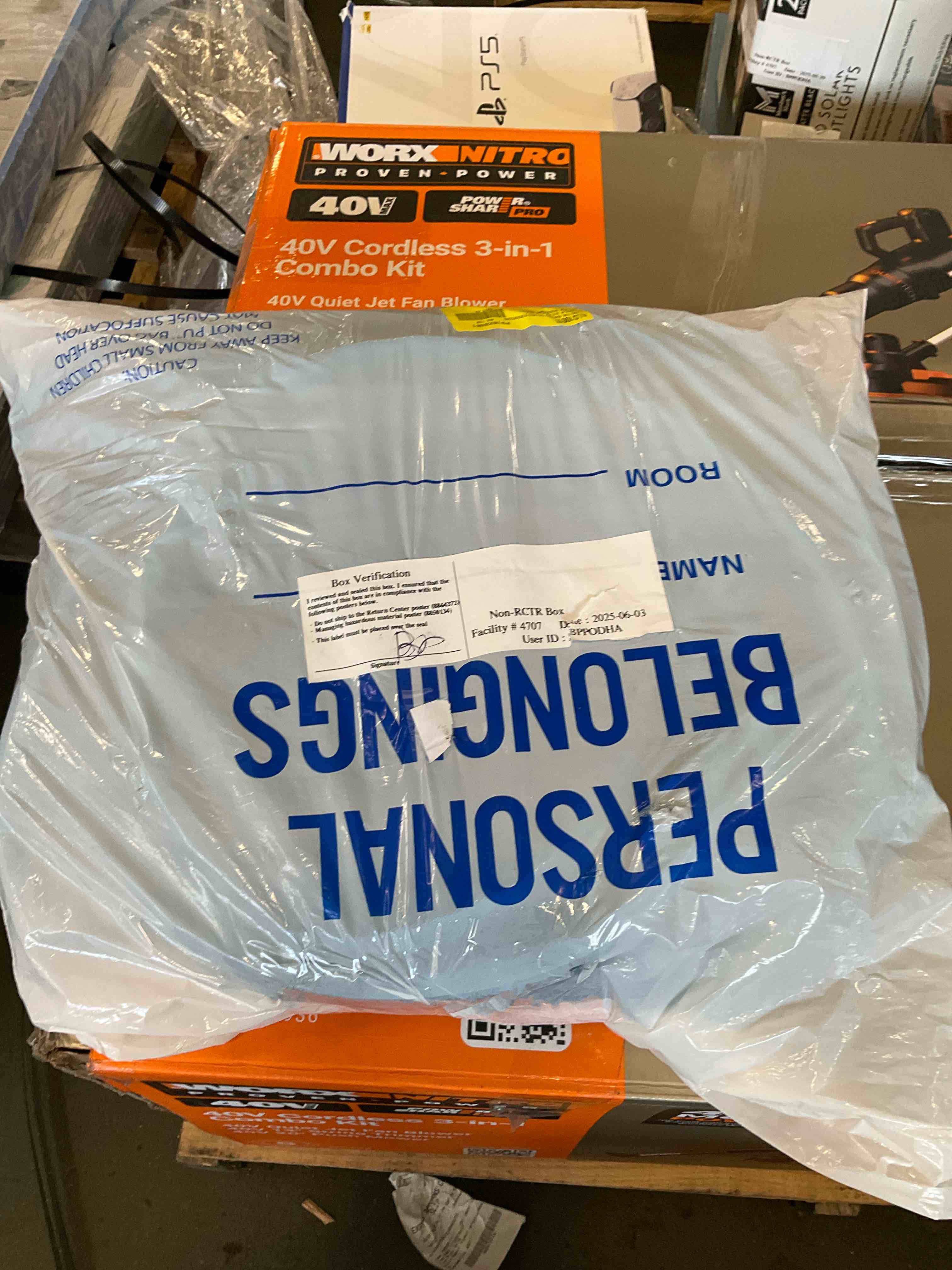 https://s3.amazonaws.com/lotting-images-prod/bidfta/PPE3445693_1750431057231.jpeg