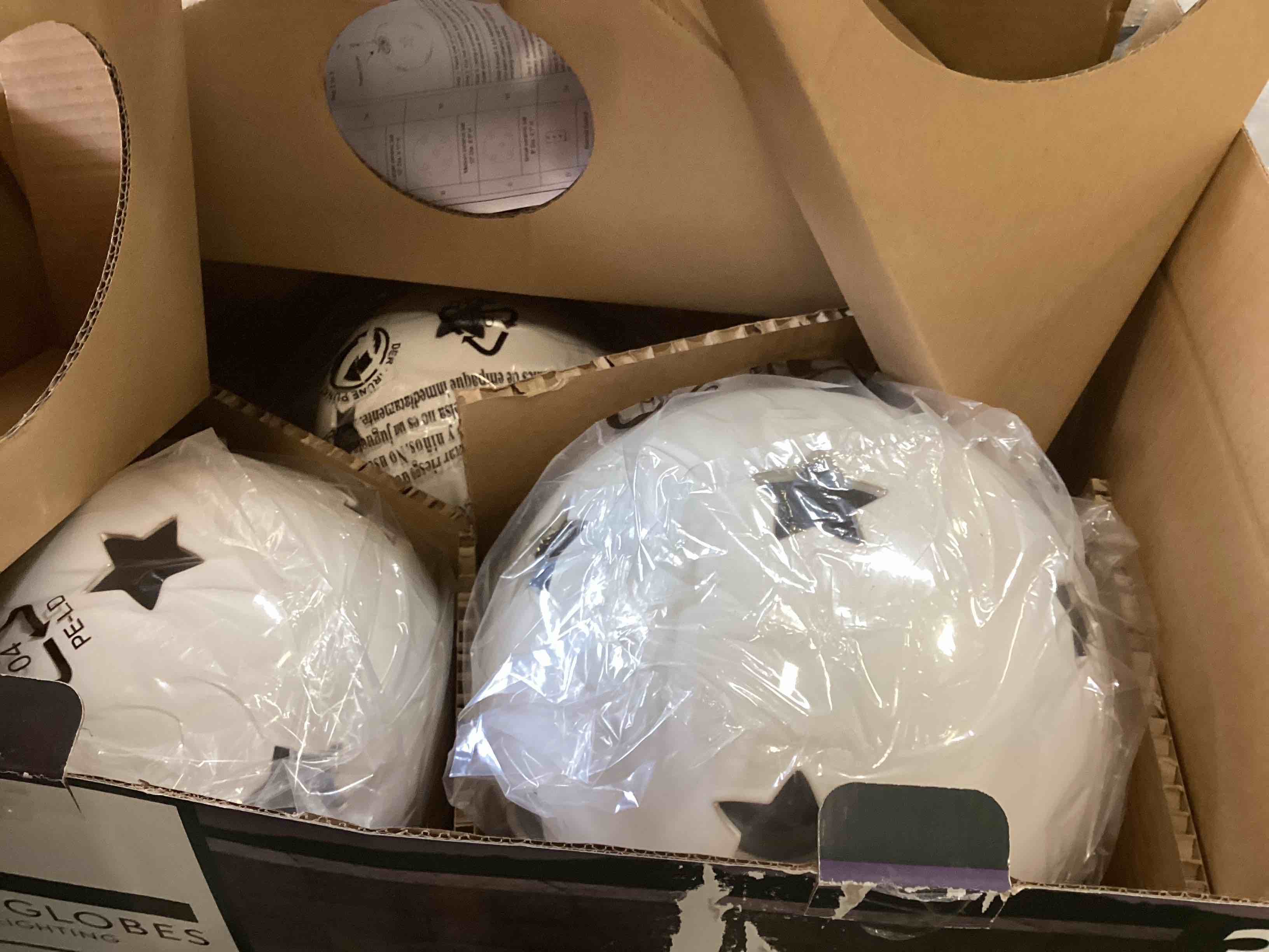 https://s3.amazonaws.com/lotting-images-prod/bidfta/PPE3445775_1750444714569.jpeg