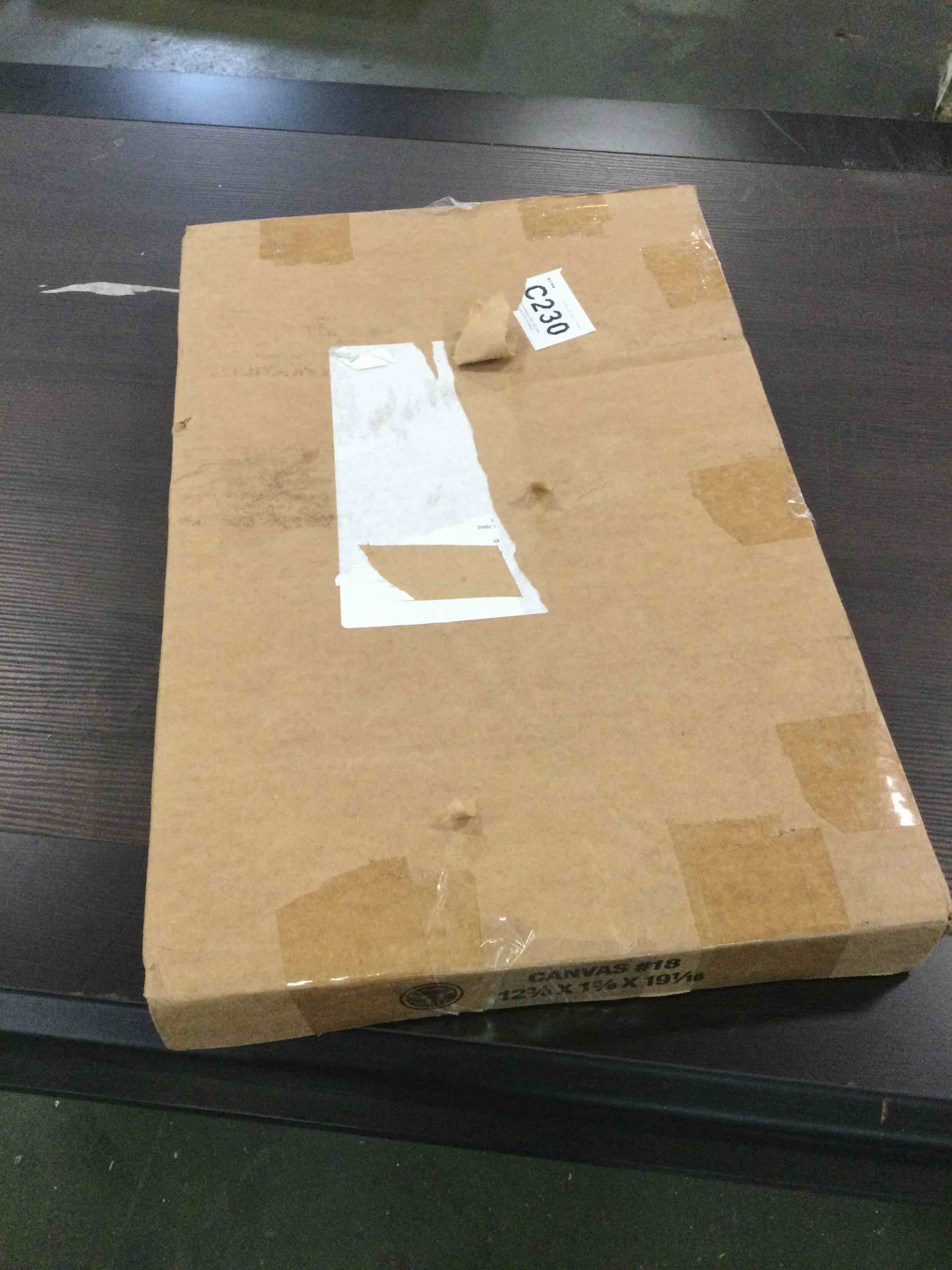 https://s3.amazonaws.com/lotting-images-prod/bidfta/PPE3446096_1750792684381.jpeg