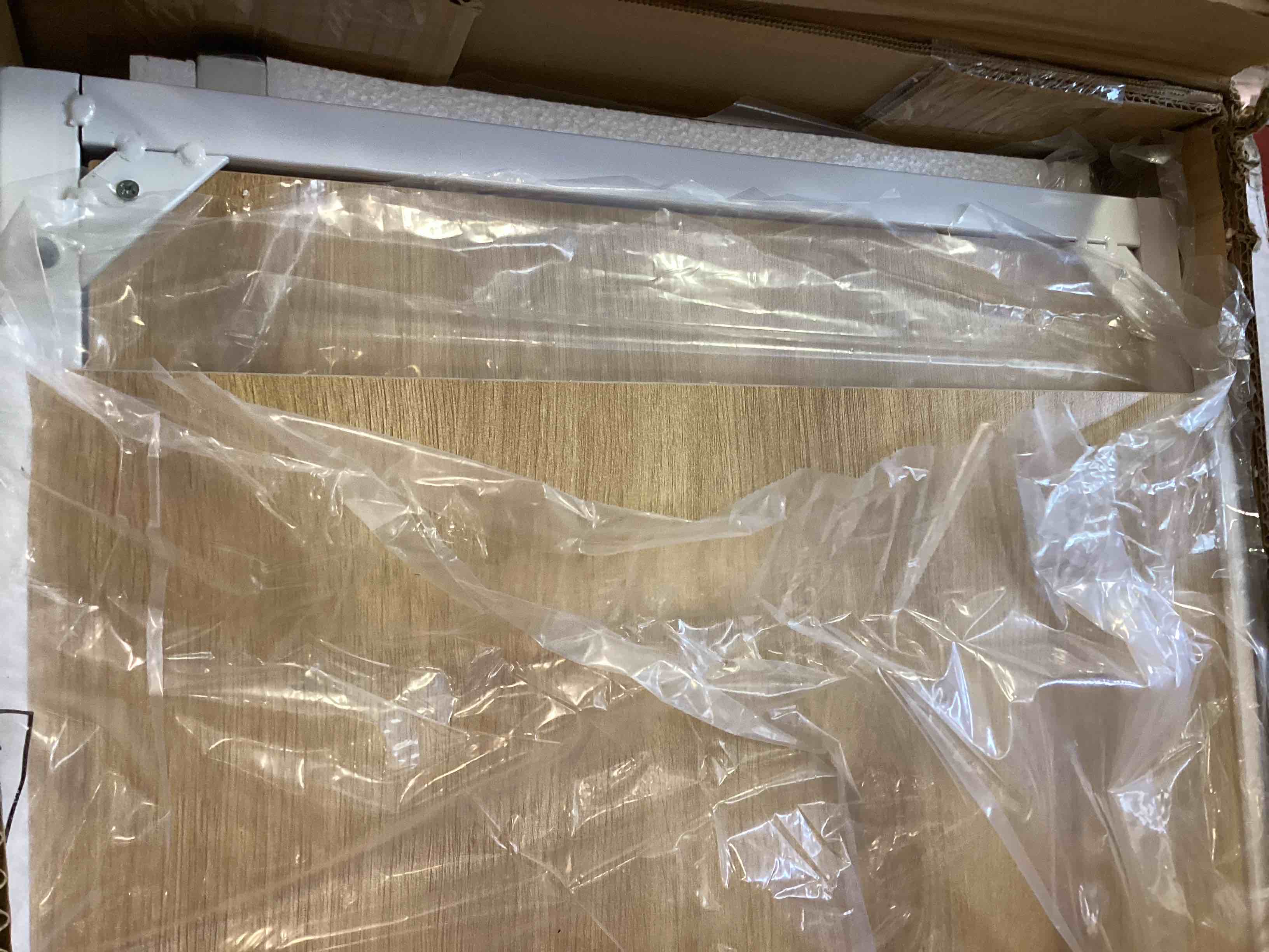 https://s3.amazonaws.com/lotting-images-prod/bidfta/PPE3446325_1751030050231.jpeg
