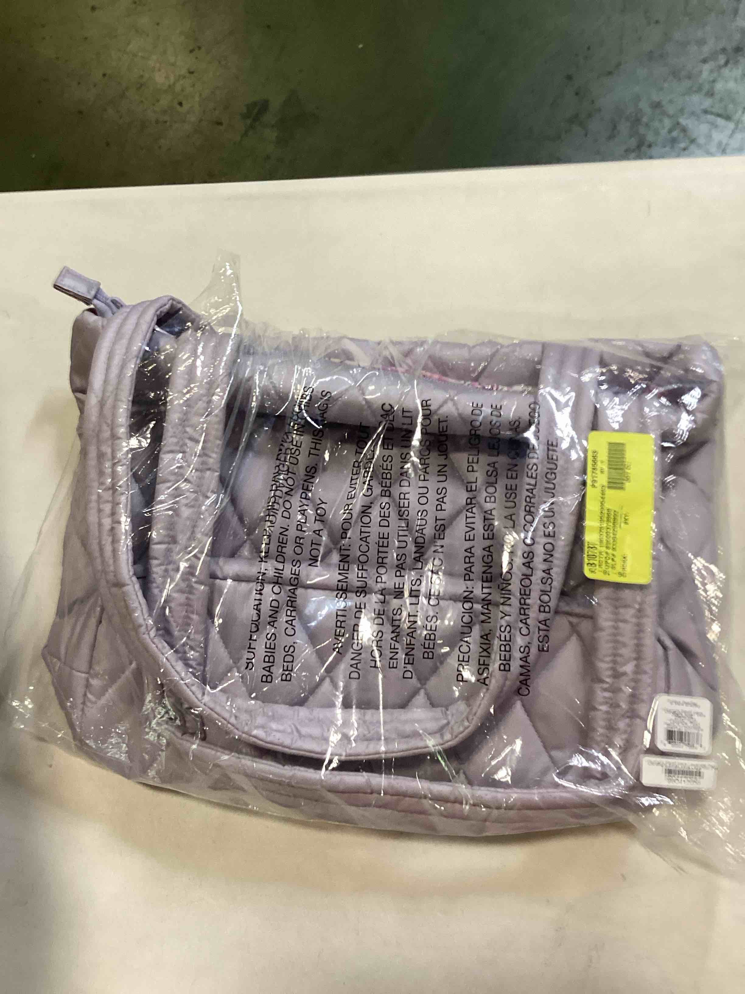 https://s3.amazonaws.com/lotting-images-prod/bidfta/PPE3446419_1751052187592.jpeg