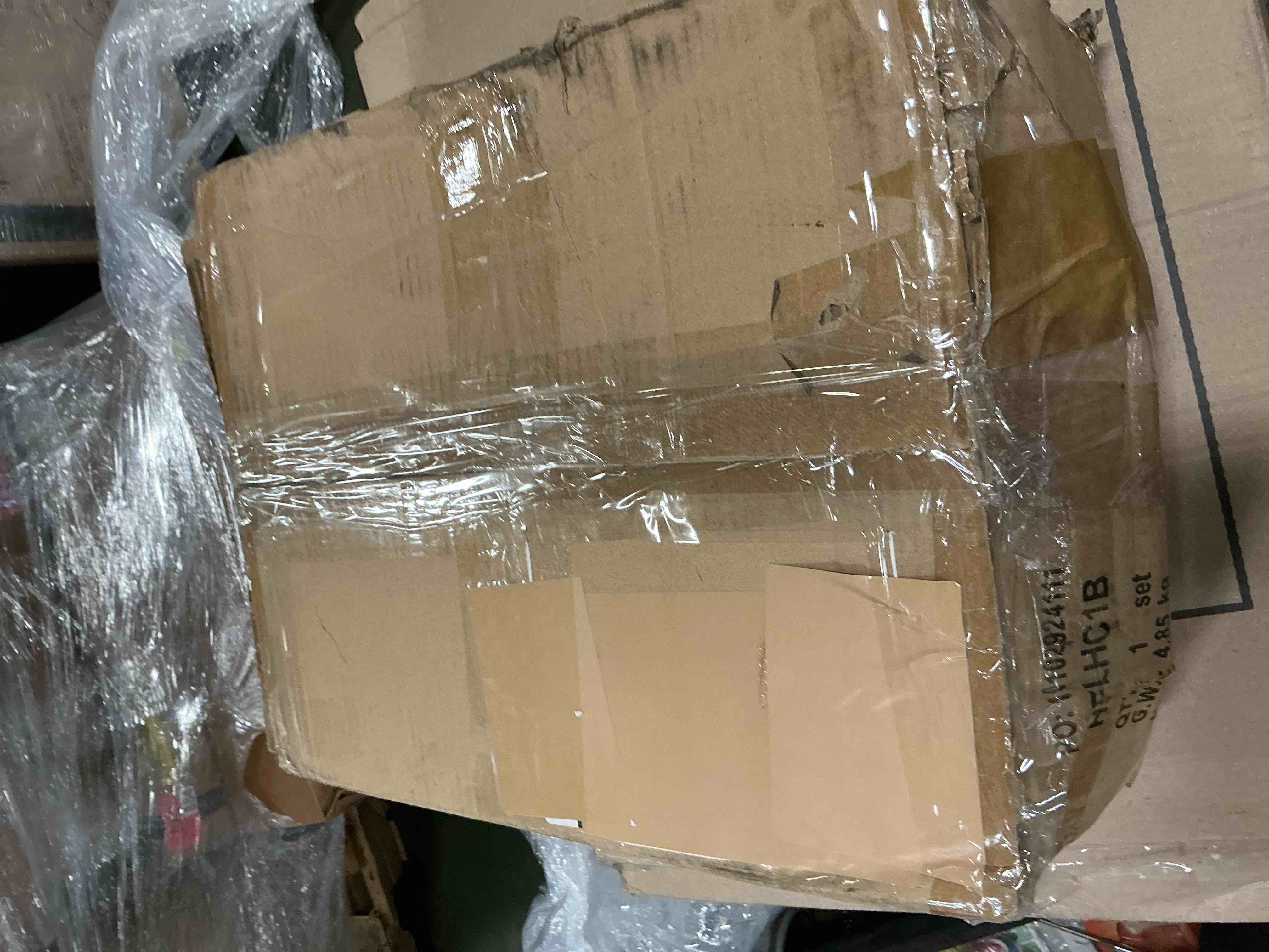 https://s3.amazonaws.com/lotting-images-prod/bidfta/PPE3446487_1751297491276.jpeg
