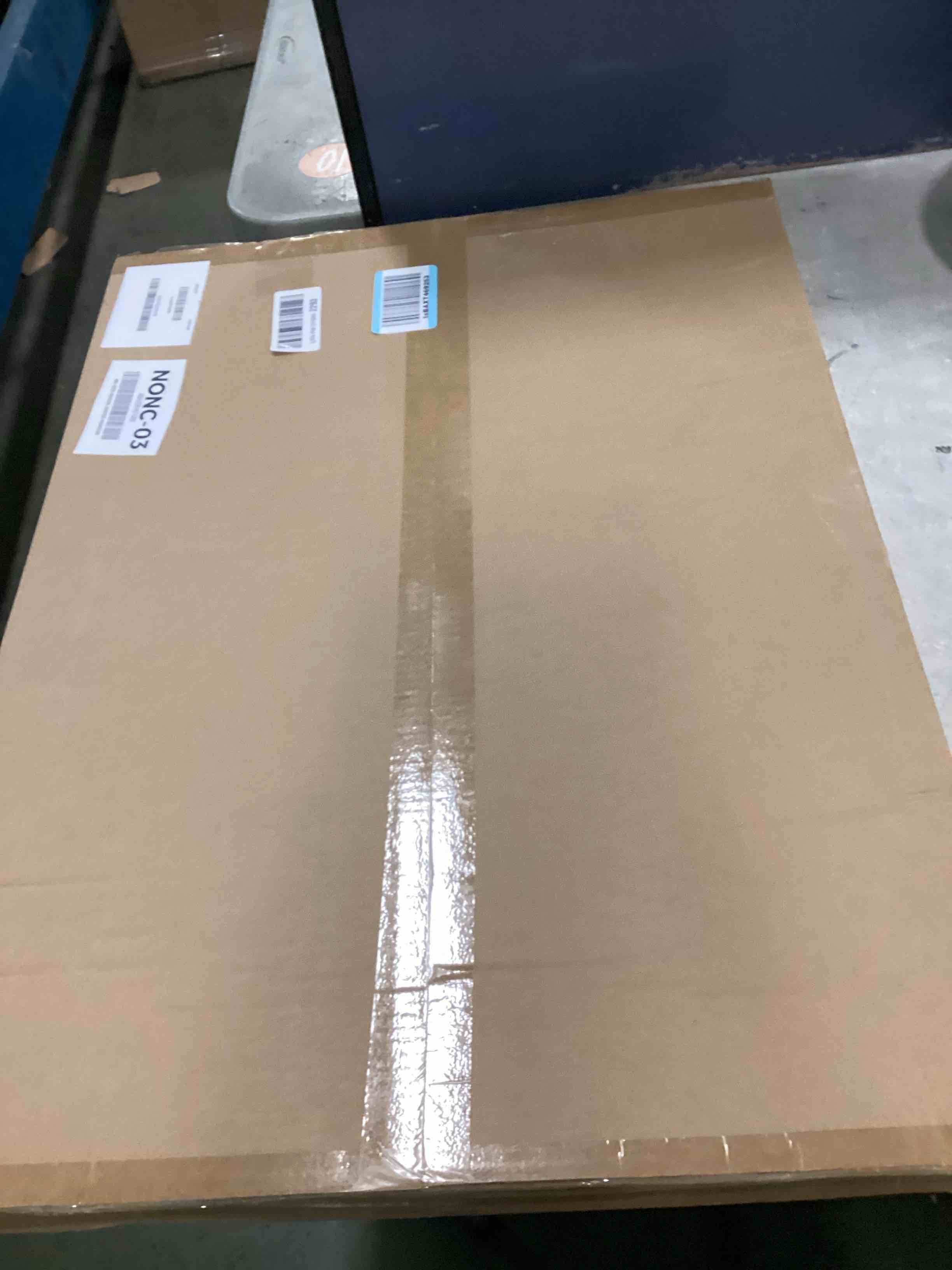 https://s3.amazonaws.com/lotting-images-prod/bidfta/PPE3454238_1749491008349.jpeg