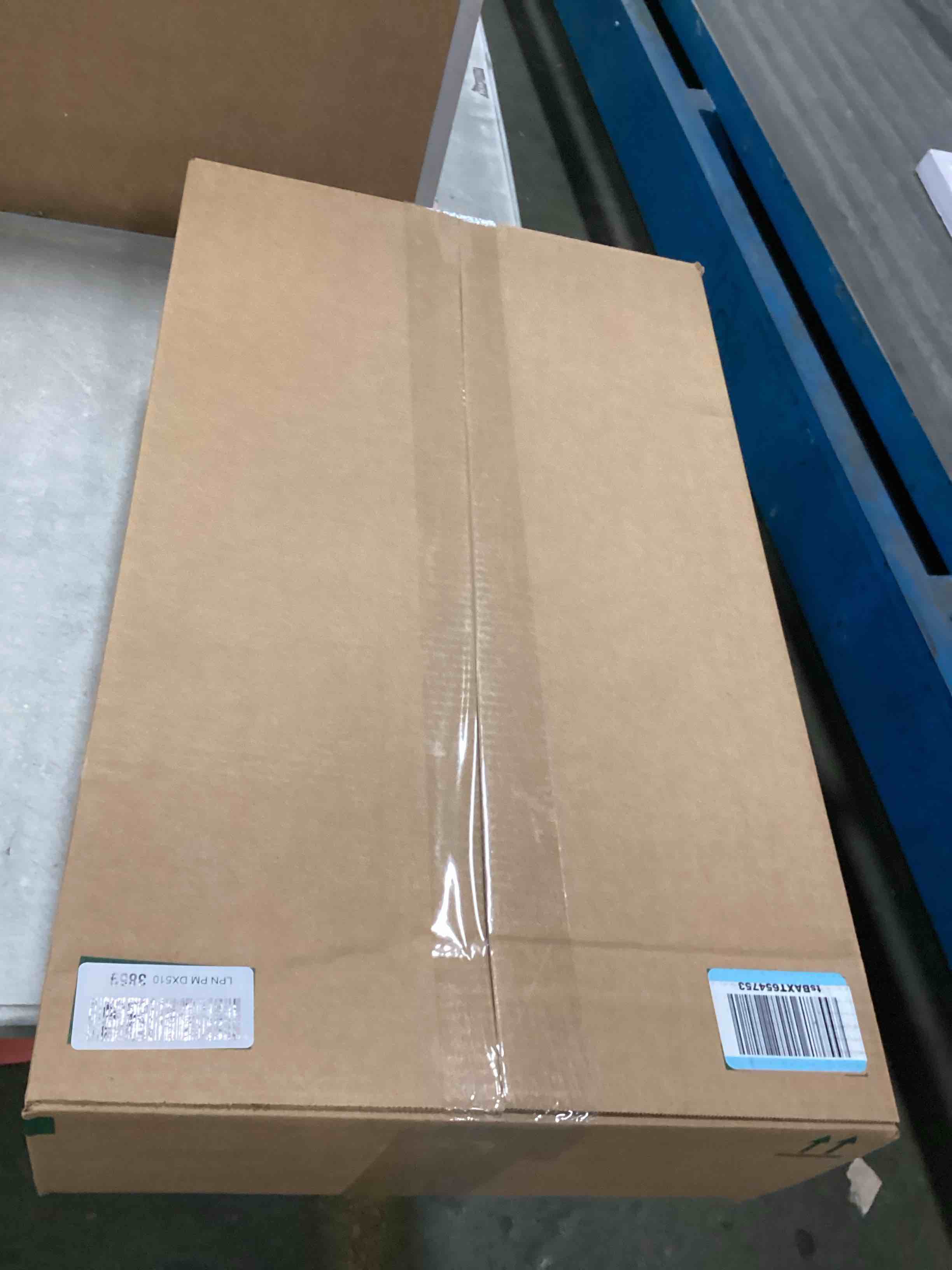 https://s3.amazonaws.com/lotting-images-prod/bidfta/PPE3454367_1749562823190.jpeg