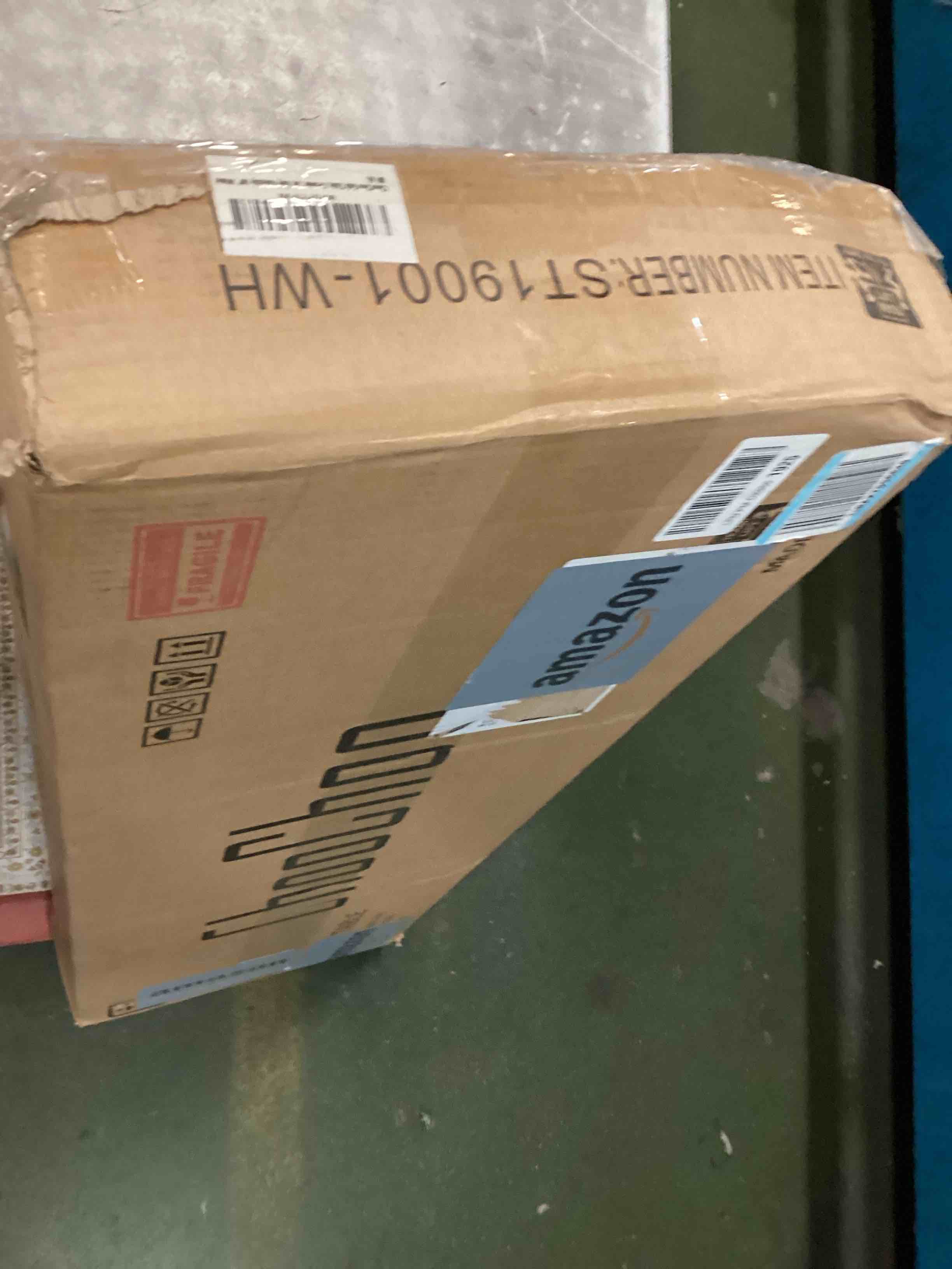https://s3.amazonaws.com/lotting-images-prod/bidfta/PPE3455182_1749904232241.jpeg