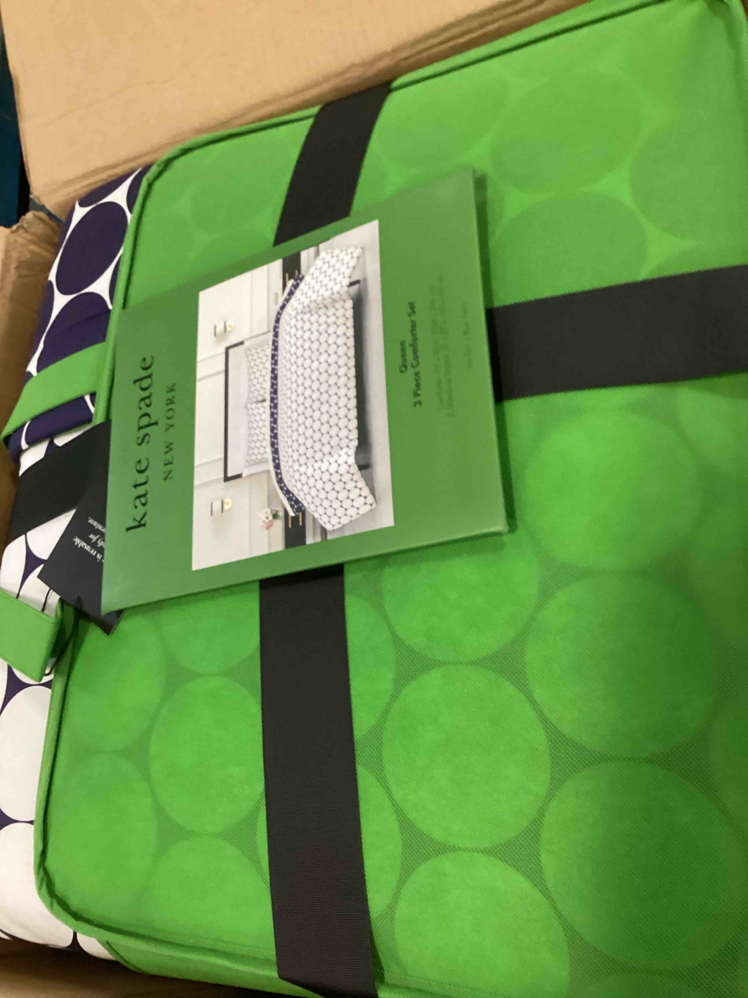 https://s3.amazonaws.com/lotting-images-prod/bidfta/PPE3455364_1749928763804.jpeg