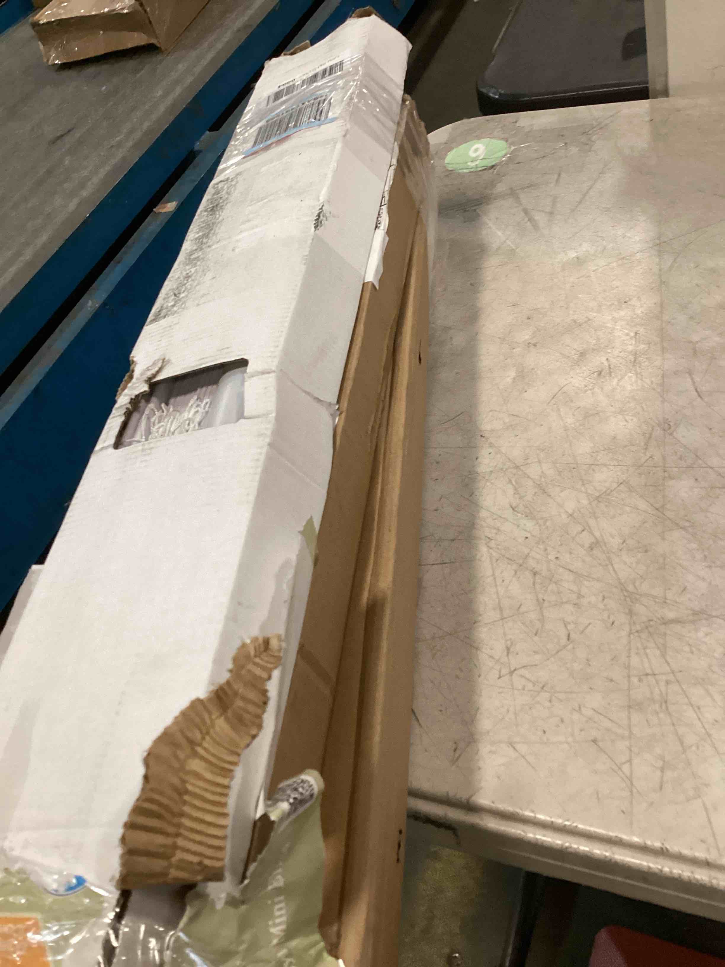 https://s3.amazonaws.com/lotting-images-prod/bidfta/PPE3455933_1750338006060.jpeg