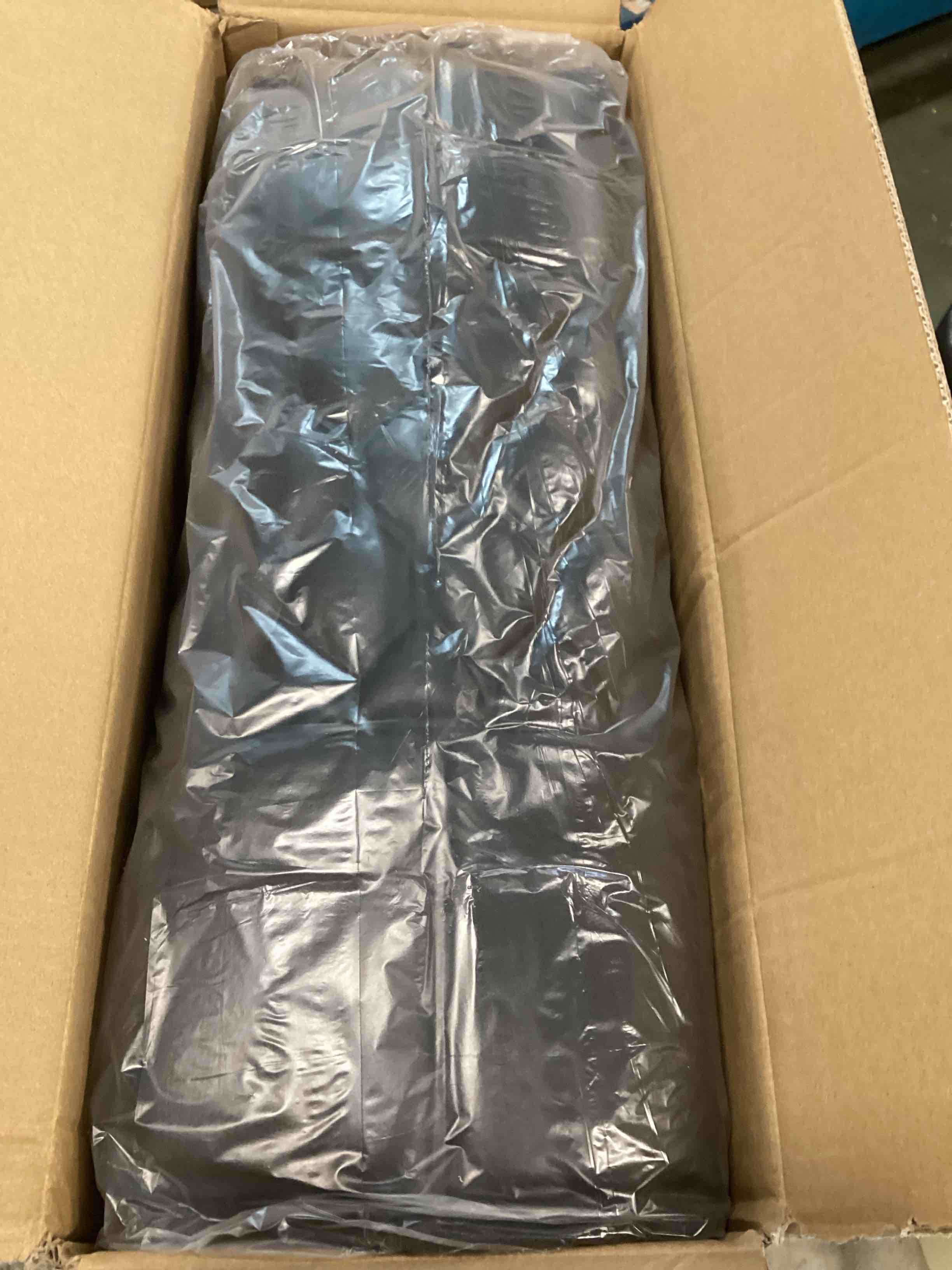 https://s3.amazonaws.com/lotting-images-prod/bidfta/PPE3456013_1750351025034.jpeg