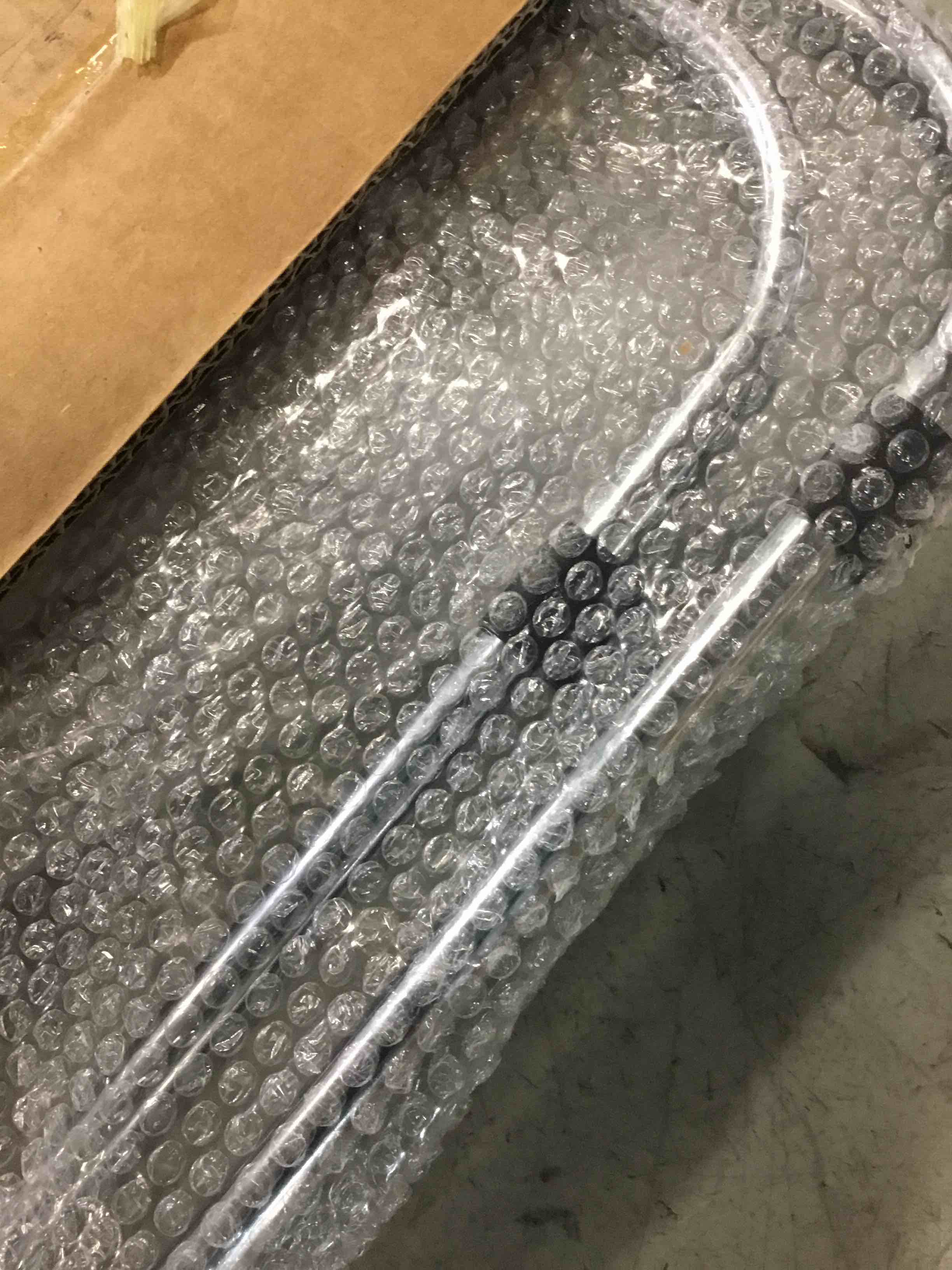 https://s3.amazonaws.com/lotting-images-prod/bidfta/PPE3456340_1750512453493.jpeg