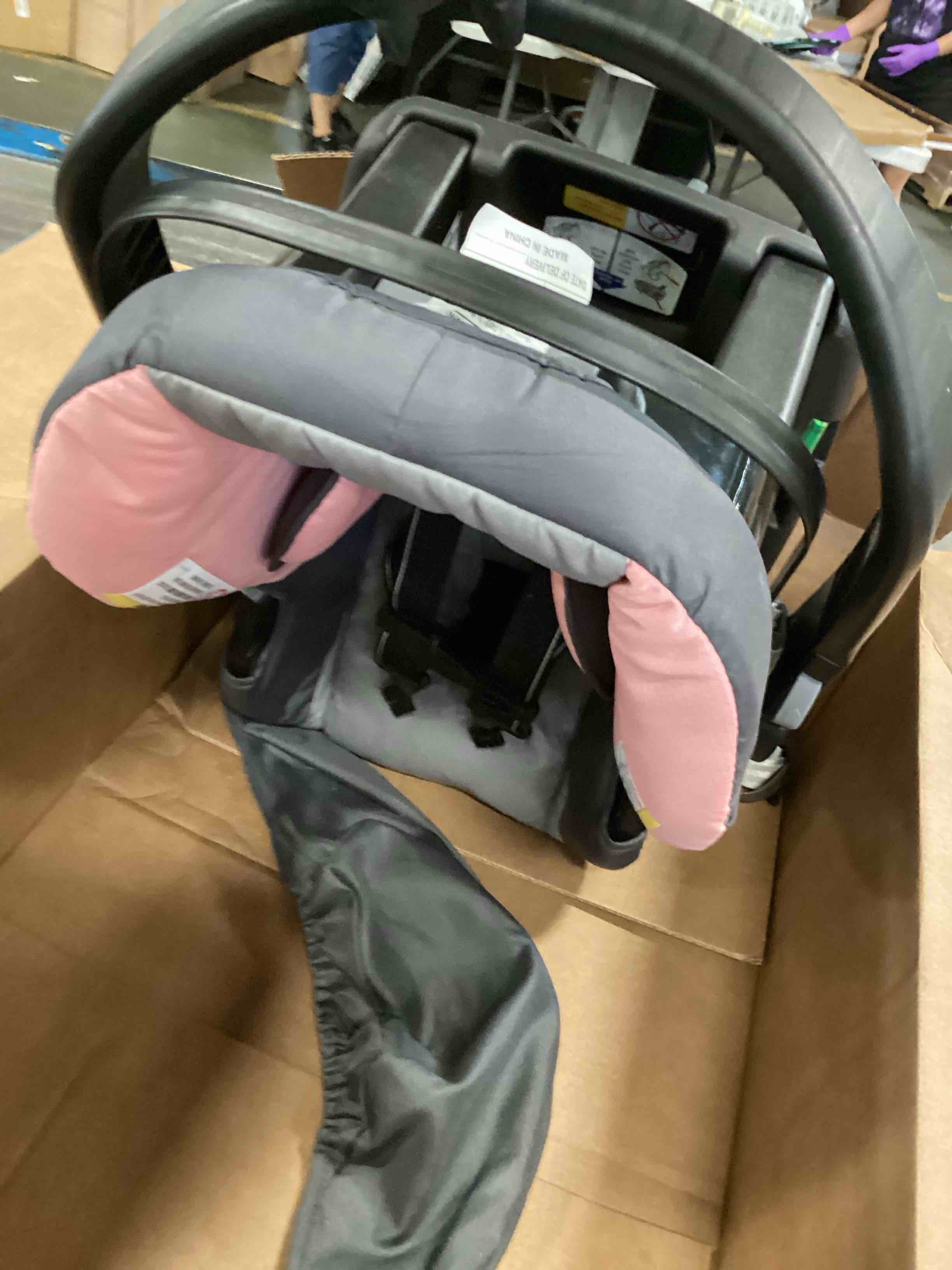 https://s3.amazonaws.com/lotting-images-prod/bidfta/PPE3457014_1749817841210.jpeg