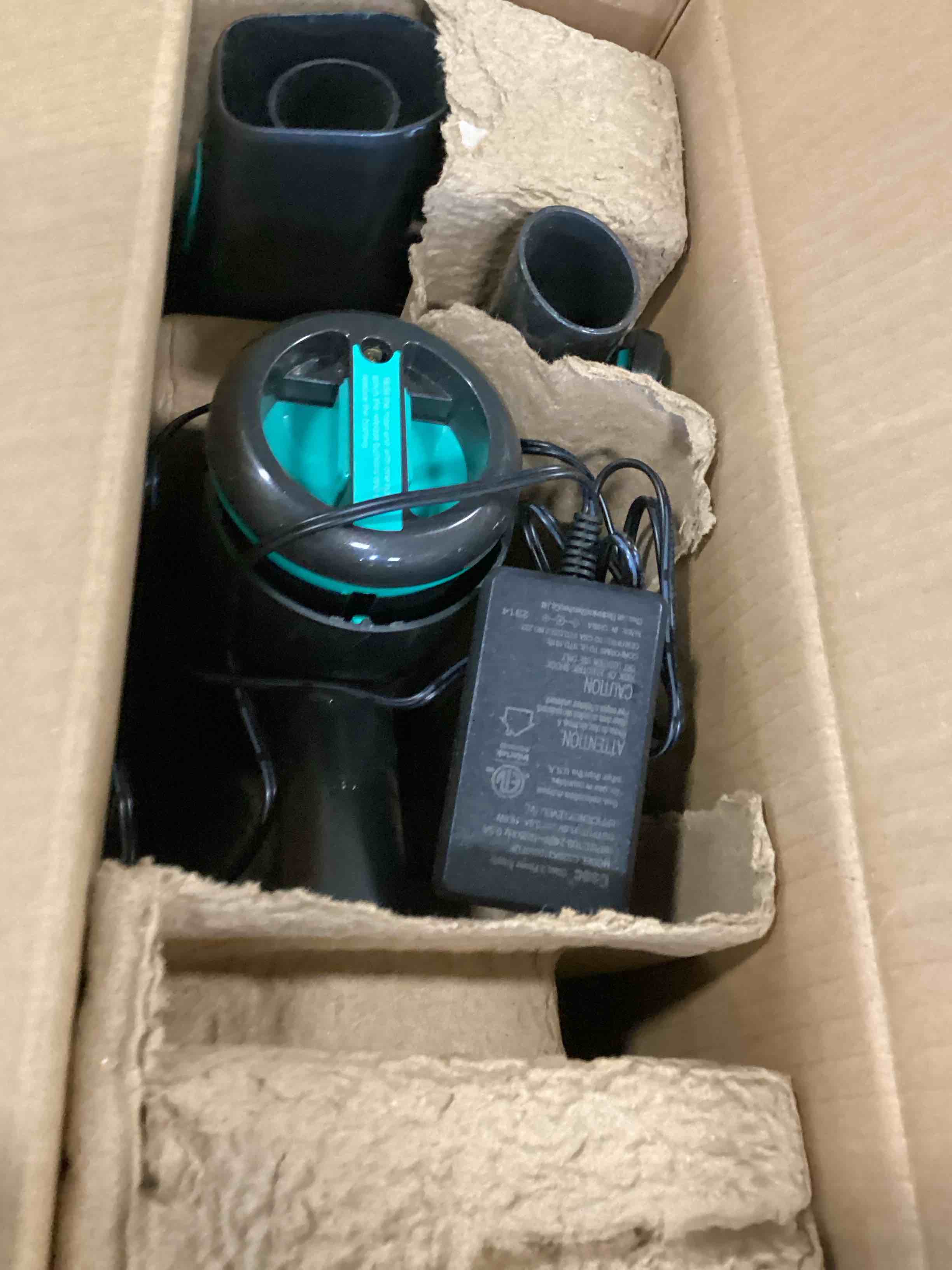 https://s3.amazonaws.com/lotting-images-prod/bidfta/PPE3457076_1749825097302.jpeg