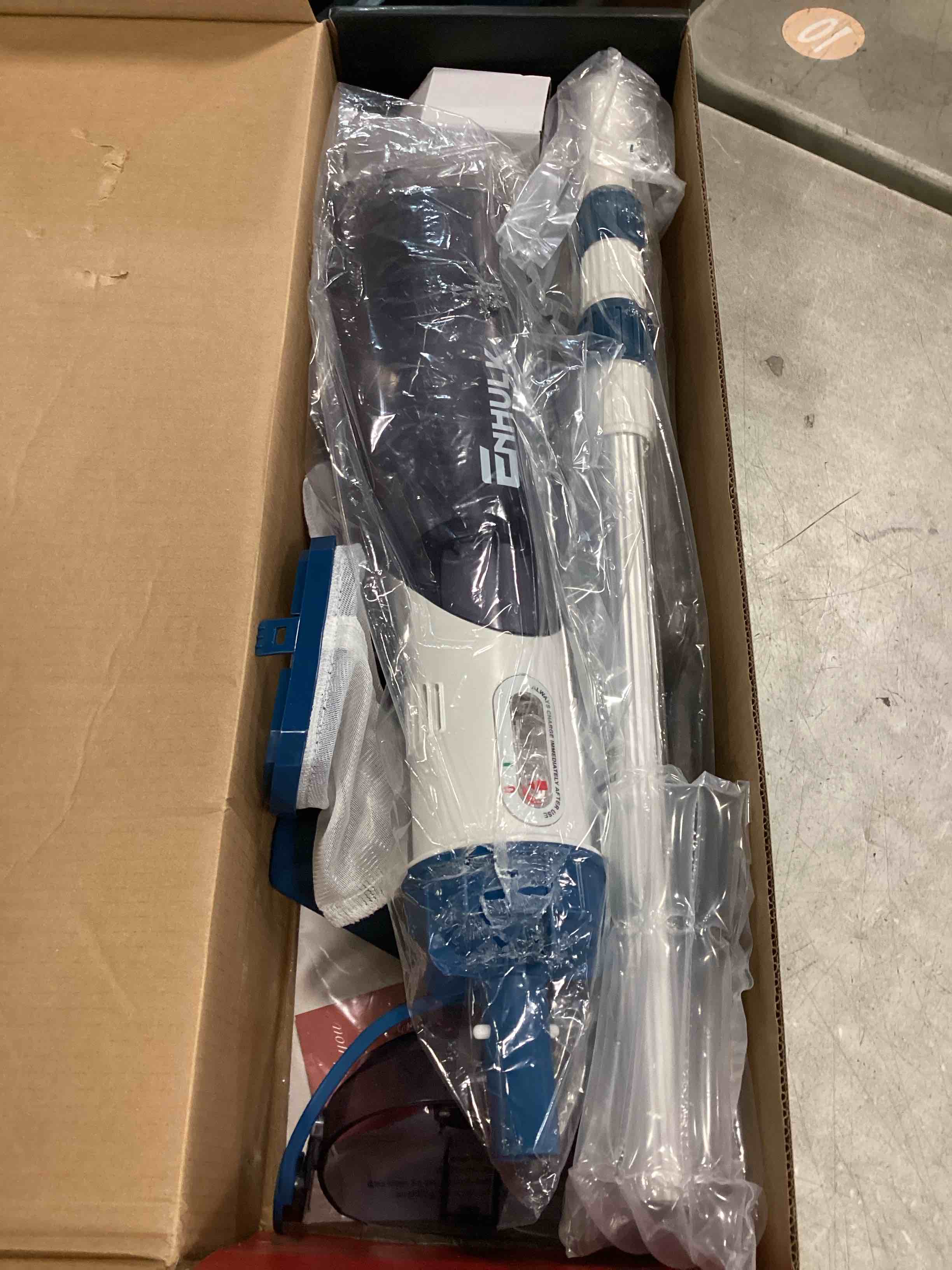 https://s3.amazonaws.com/lotting-images-prod/bidfta/PPE3457115_1749829442511.jpeg