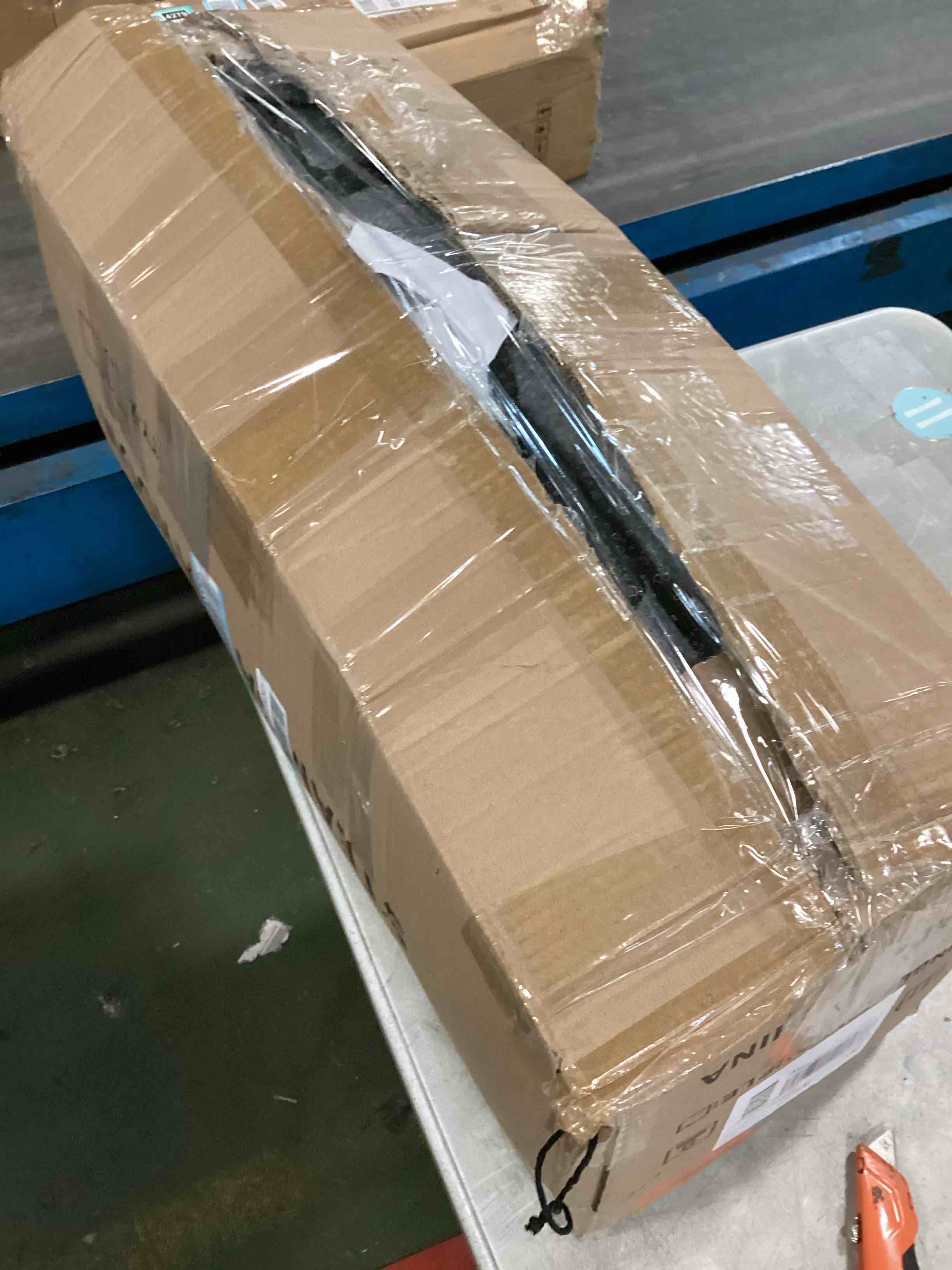 https://s3.amazonaws.com/lotting-images-prod/bidfta/PPE3457183_1749838454186.jpeg