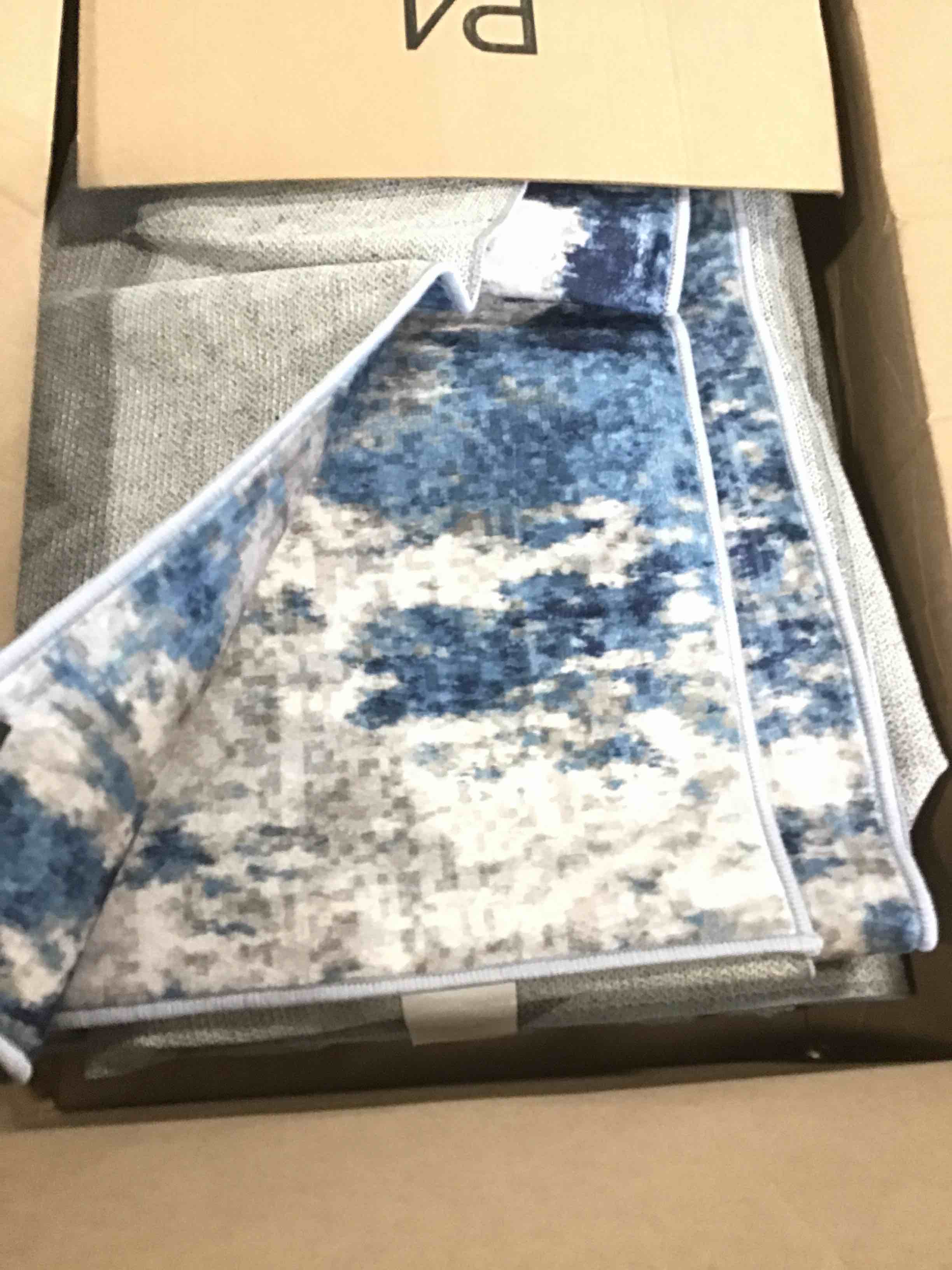 https://s3.amazonaws.com/lotting-images-prod/bidfta/PPE3457524_1750097121366.jpeg