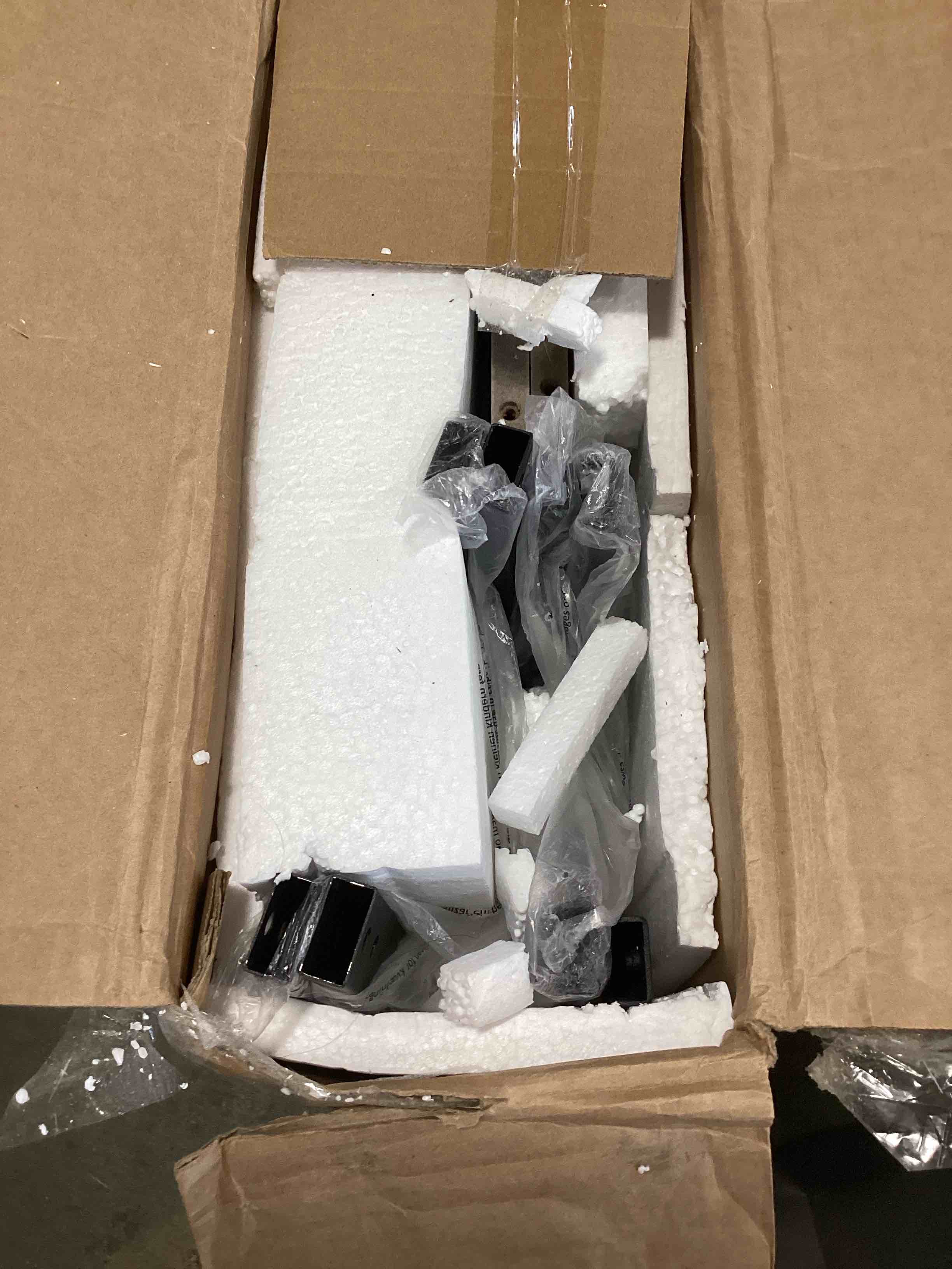 https://s3.amazonaws.com/lotting-images-prod/bidfta/PPE3458375_1750436869574.jpeg