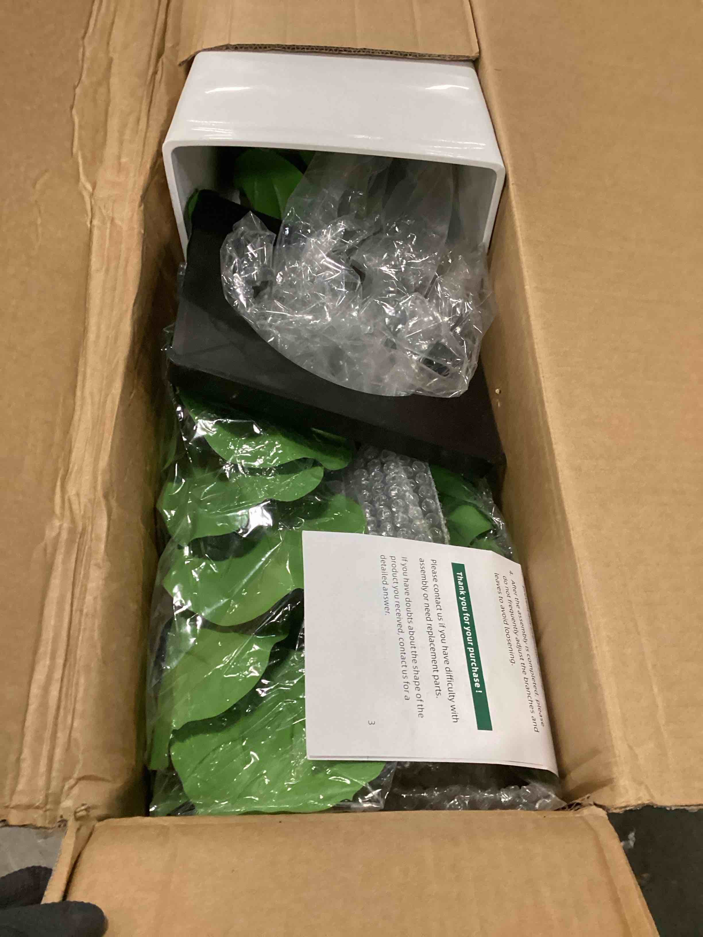 https://s3.amazonaws.com/lotting-images-prod/bidfta/PPE3459381_1751029883278.jpeg