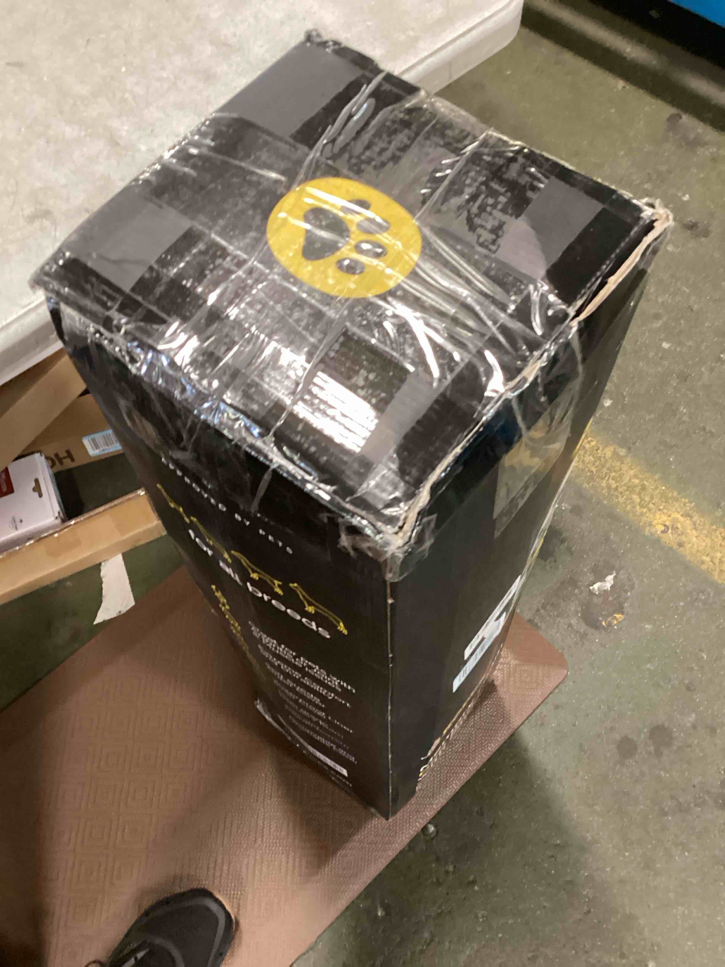https://s3.amazonaws.com/lotting-images-prod/bidfta/PPE3459581_1751053817421.jpeg