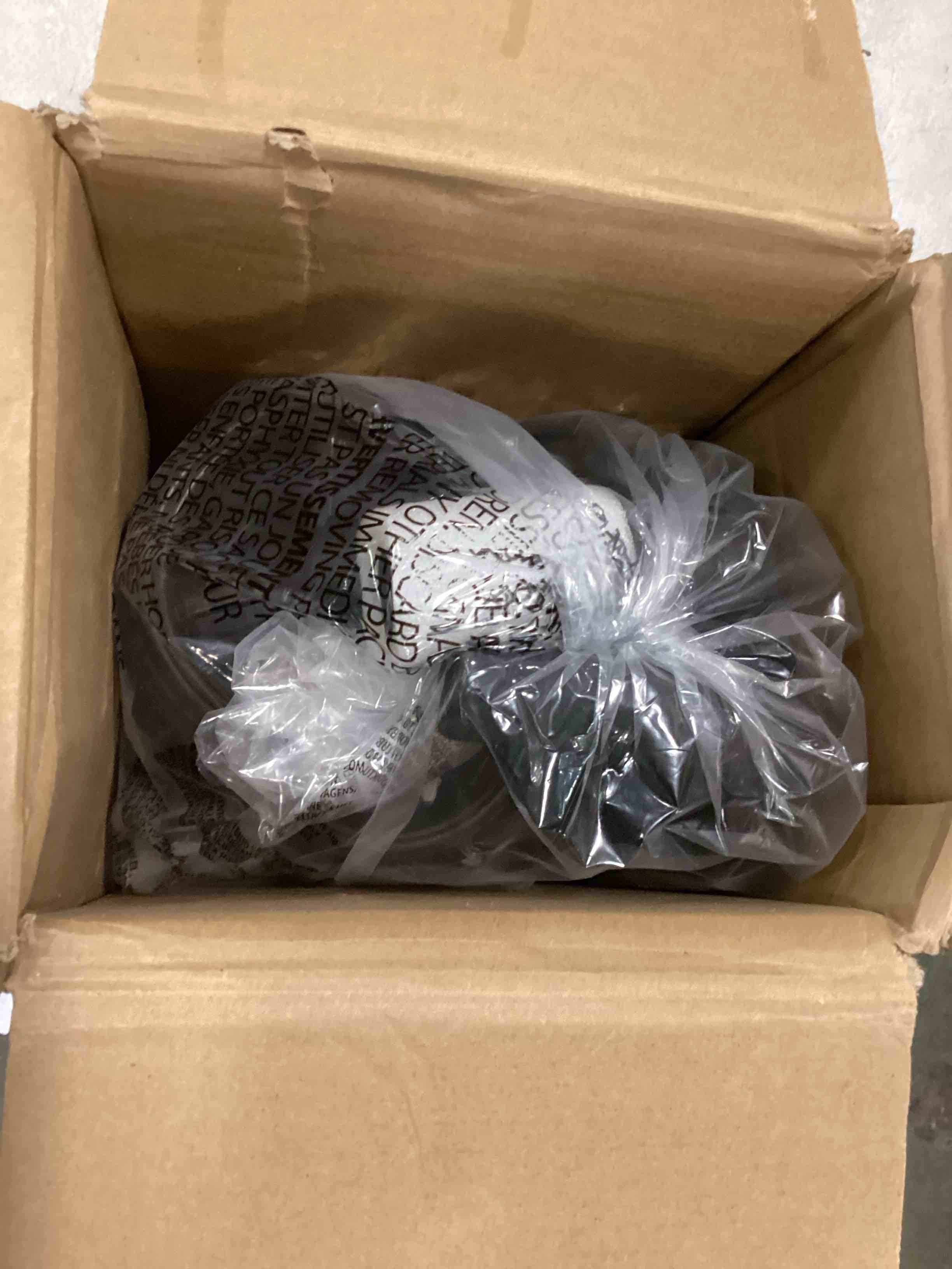 https://s3.amazonaws.com/lotting-images-prod/bidfta/PPE3459684_1751294725282.jpeg