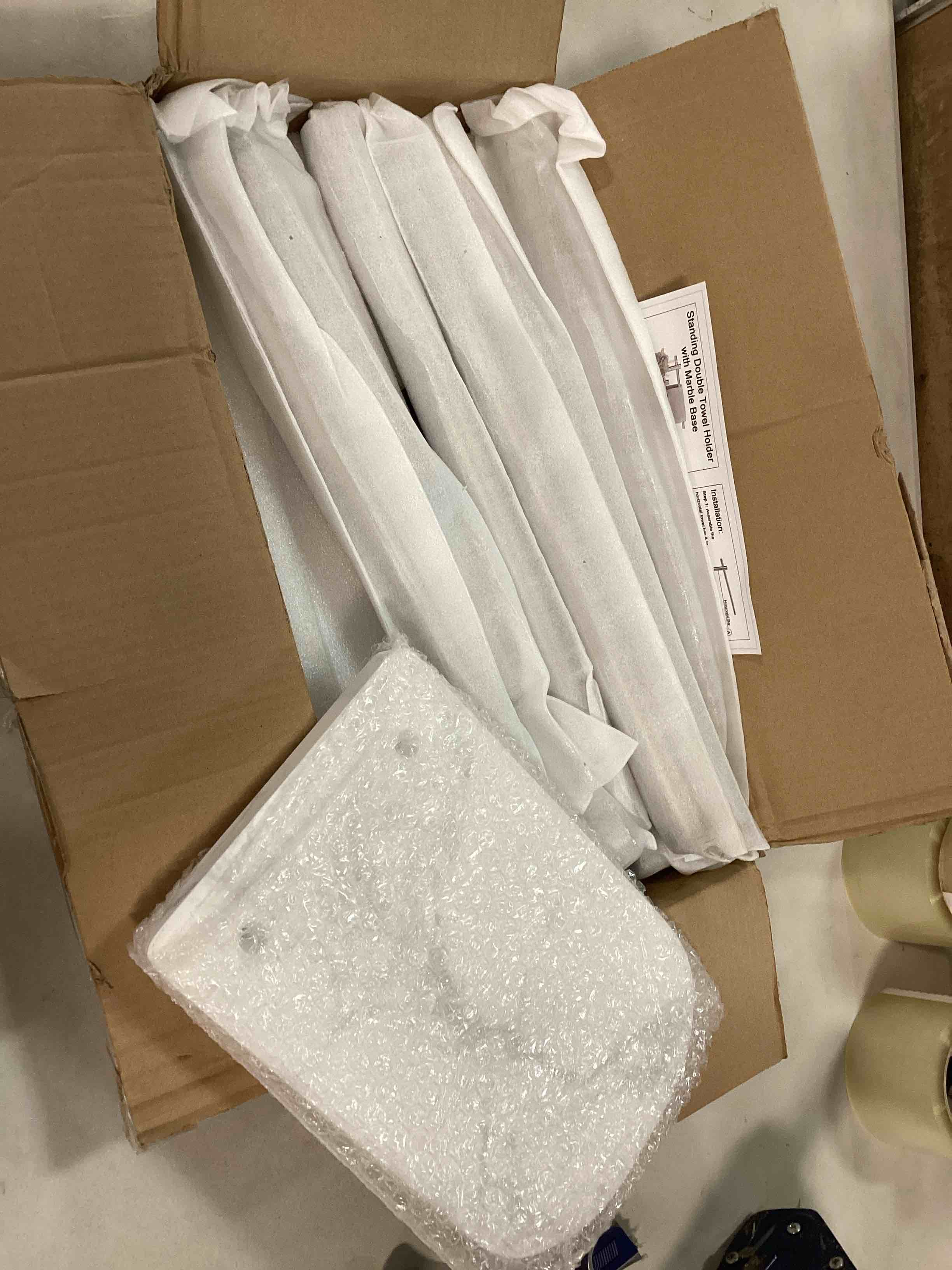 https://s3.amazonaws.com/lotting-images-prod/bidfta/PPE3461590_1751030676704.jpeg