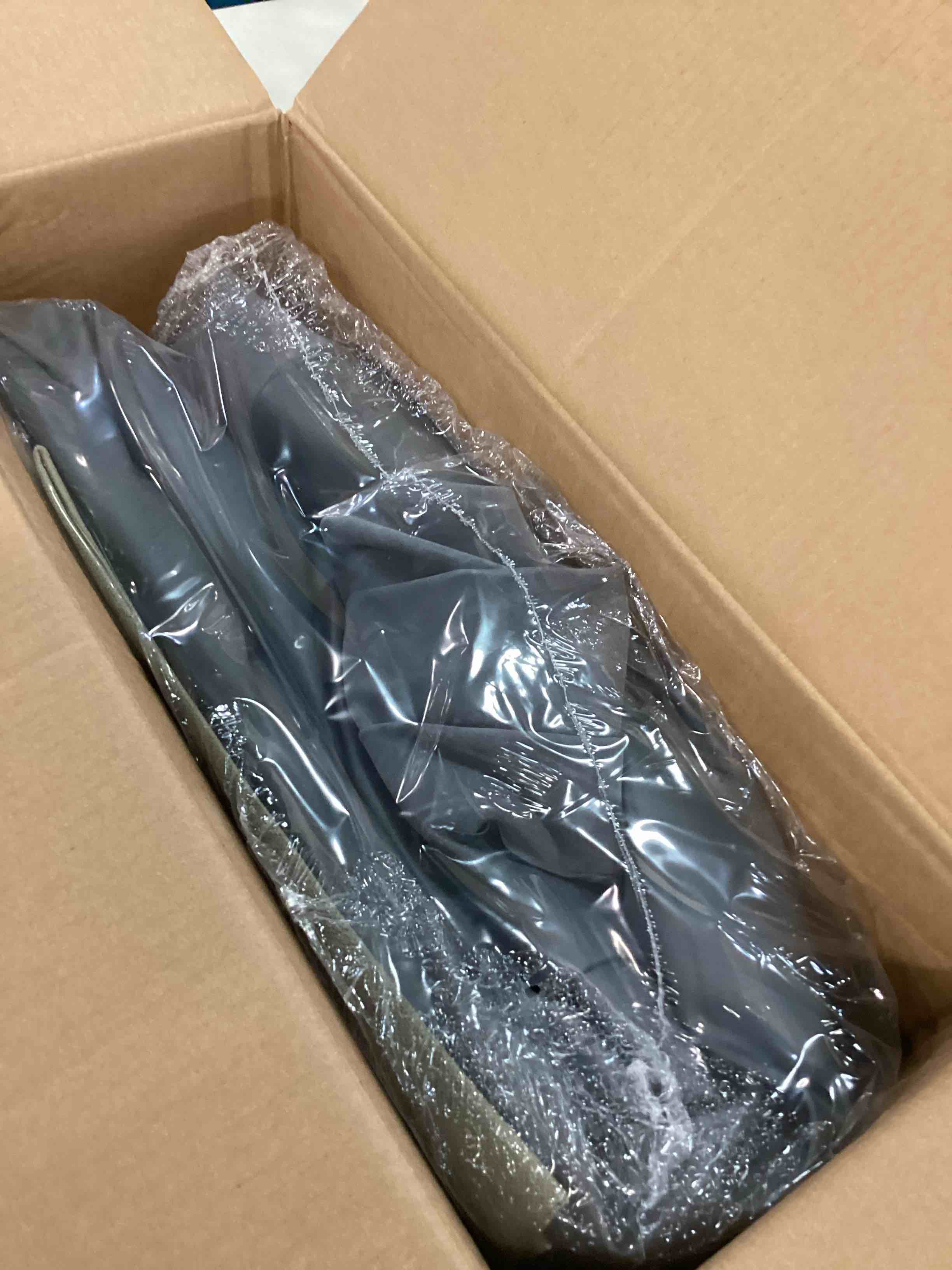 https://s3.amazonaws.com/lotting-images-prod/bidfta/PPE3461813_1751293954827.jpeg