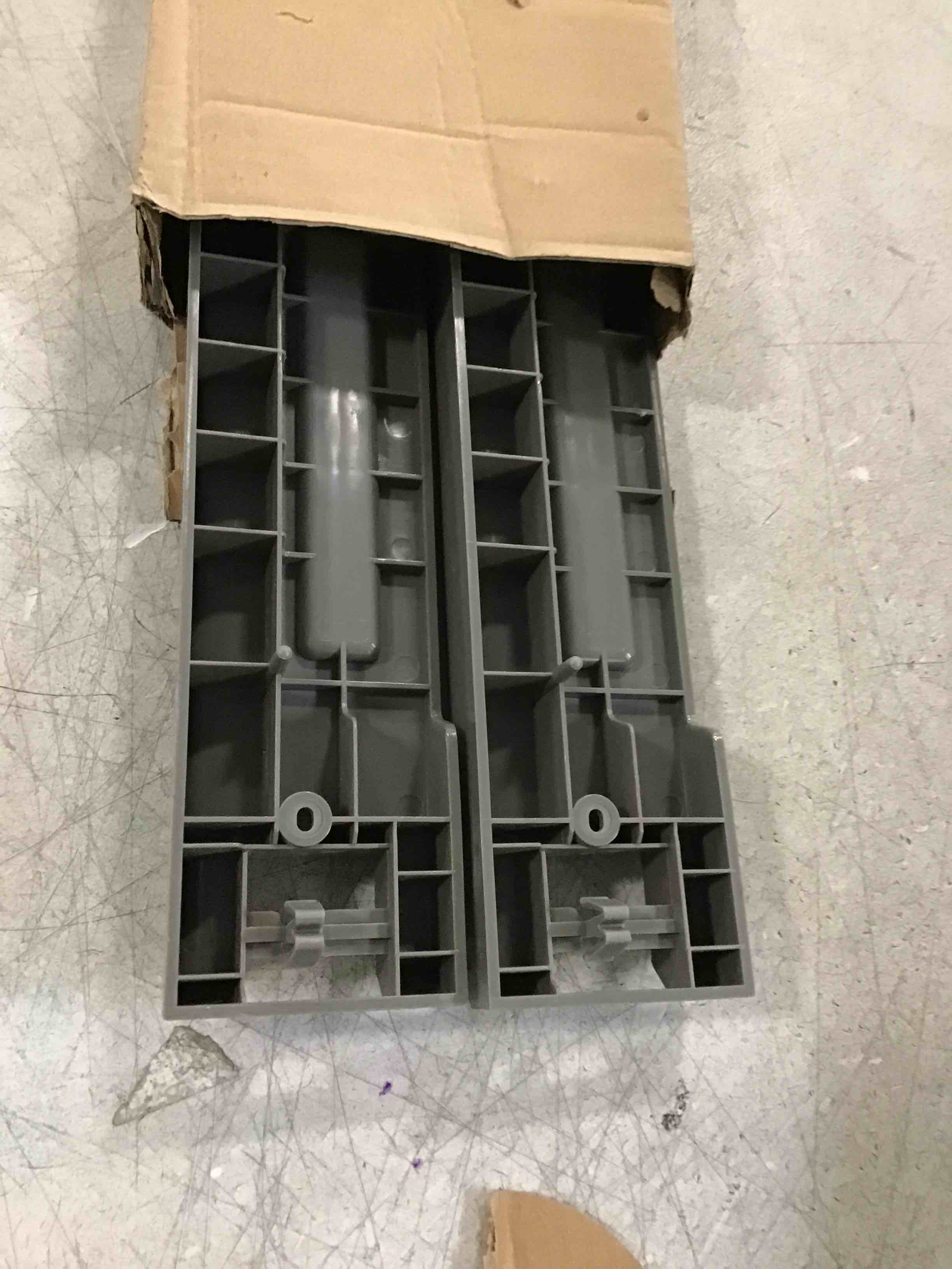 https://s3.amazonaws.com/lotting-images-prod/bidfta/PPE3463313_1751031259450.jpeg