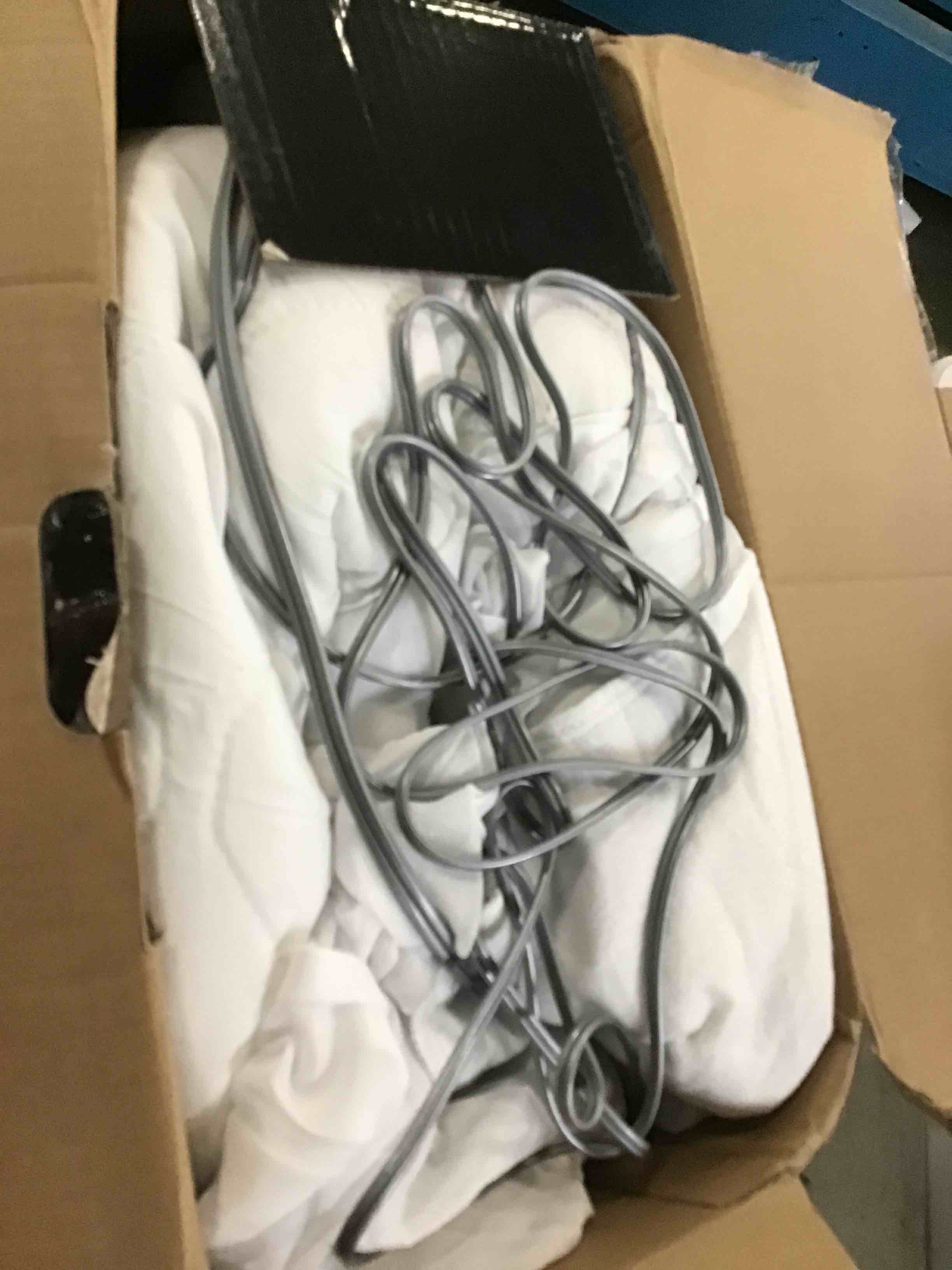 https://s3.amazonaws.com/lotting-images-prod/bidfta/PPE3463361_1751037024508.jpeg
