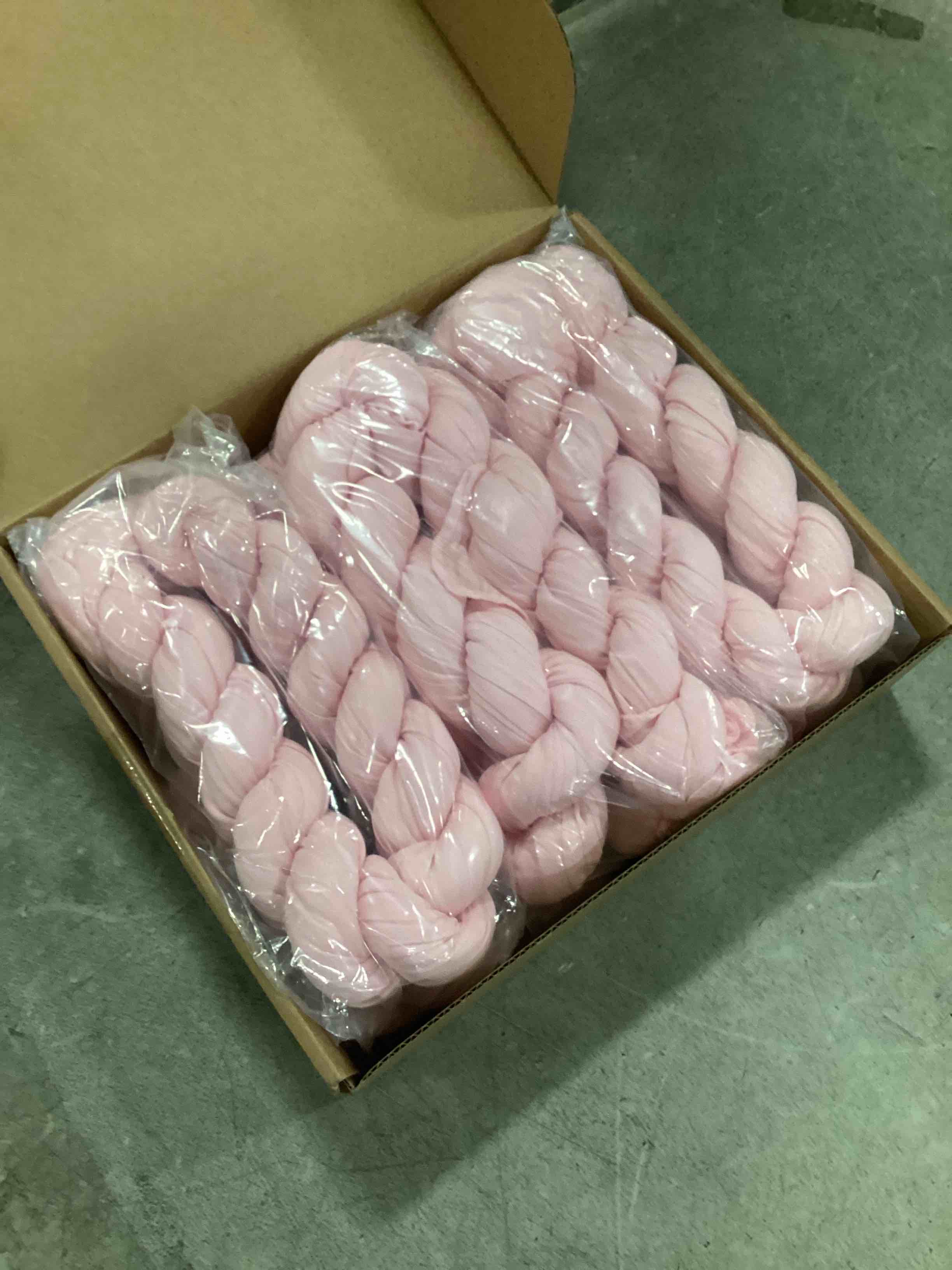 https://s3.amazonaws.com/lotting-images-prod/bidfta/PPE3466924_1749904304254.jpeg