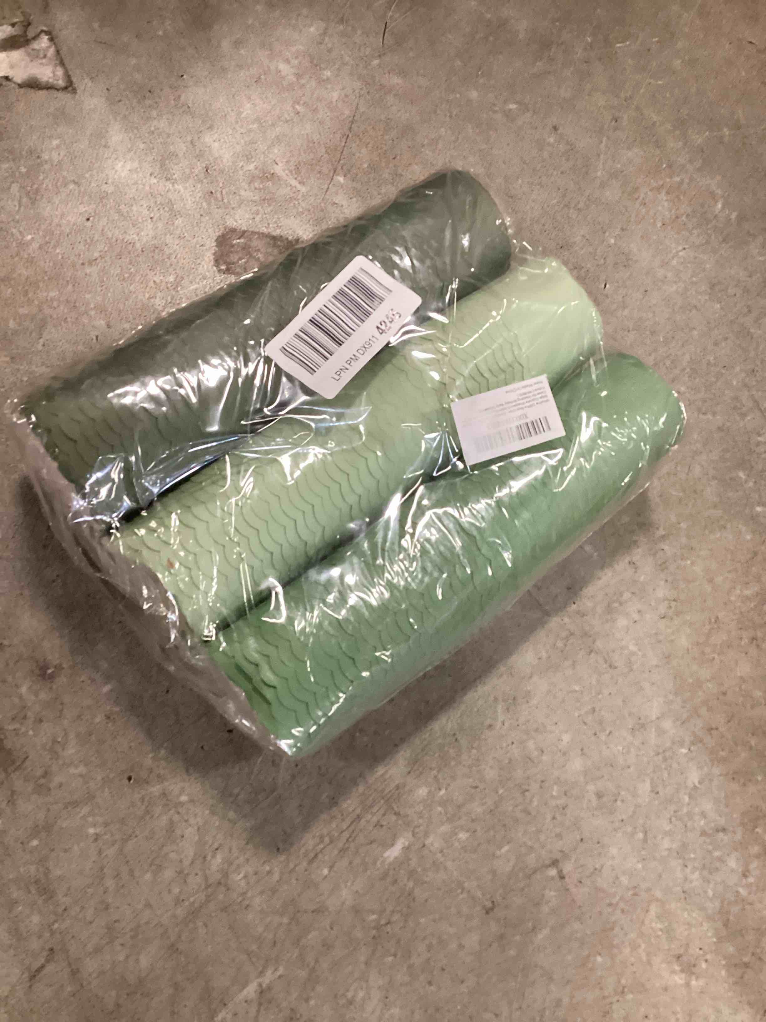 https://s3.amazonaws.com/lotting-images-prod/bidfta/PPE3467034_1749917245826.jpeg