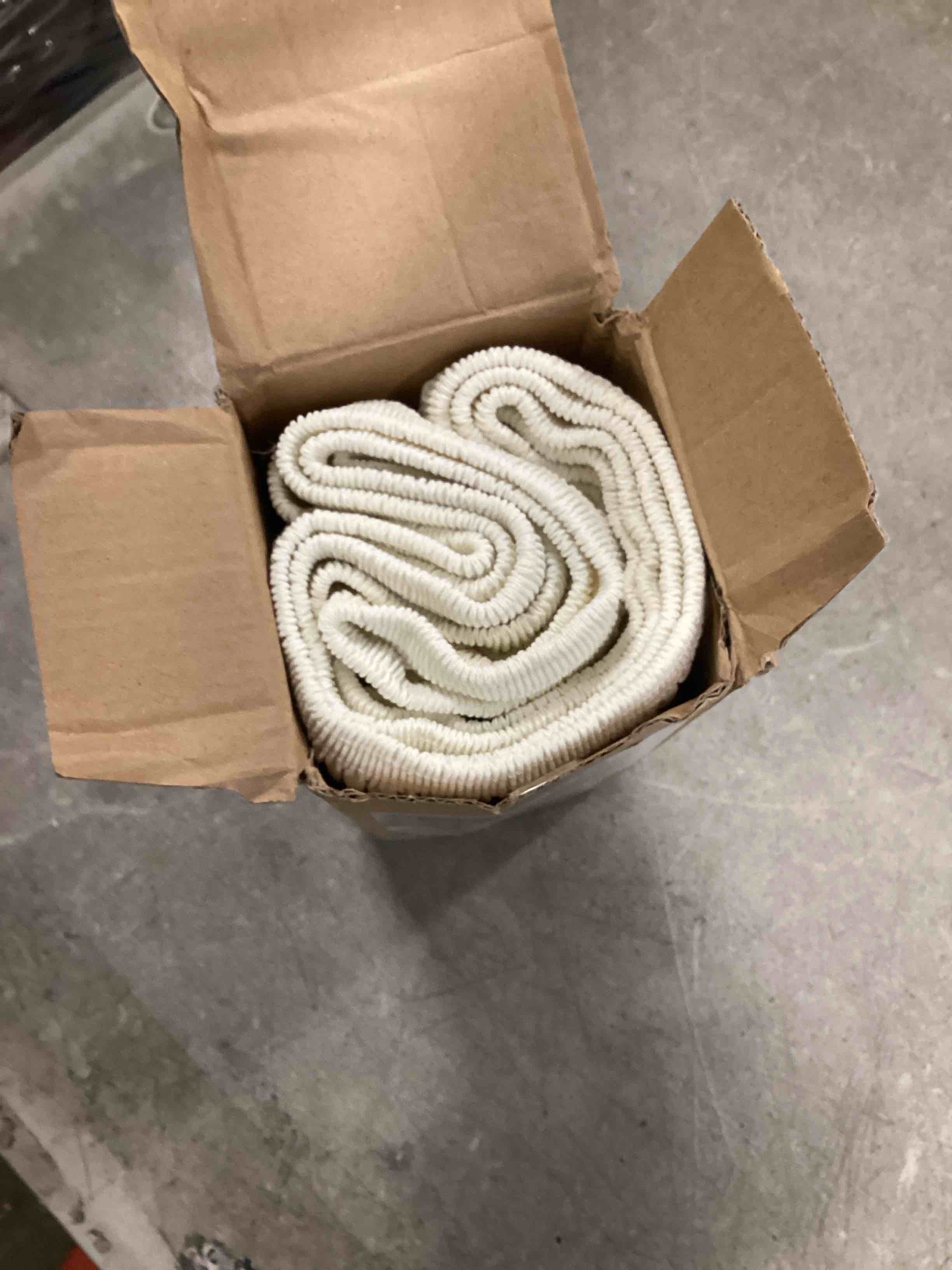 https://s3.amazonaws.com/lotting-images-prod/bidfta/PPE3467043_1749918178432.jpeg