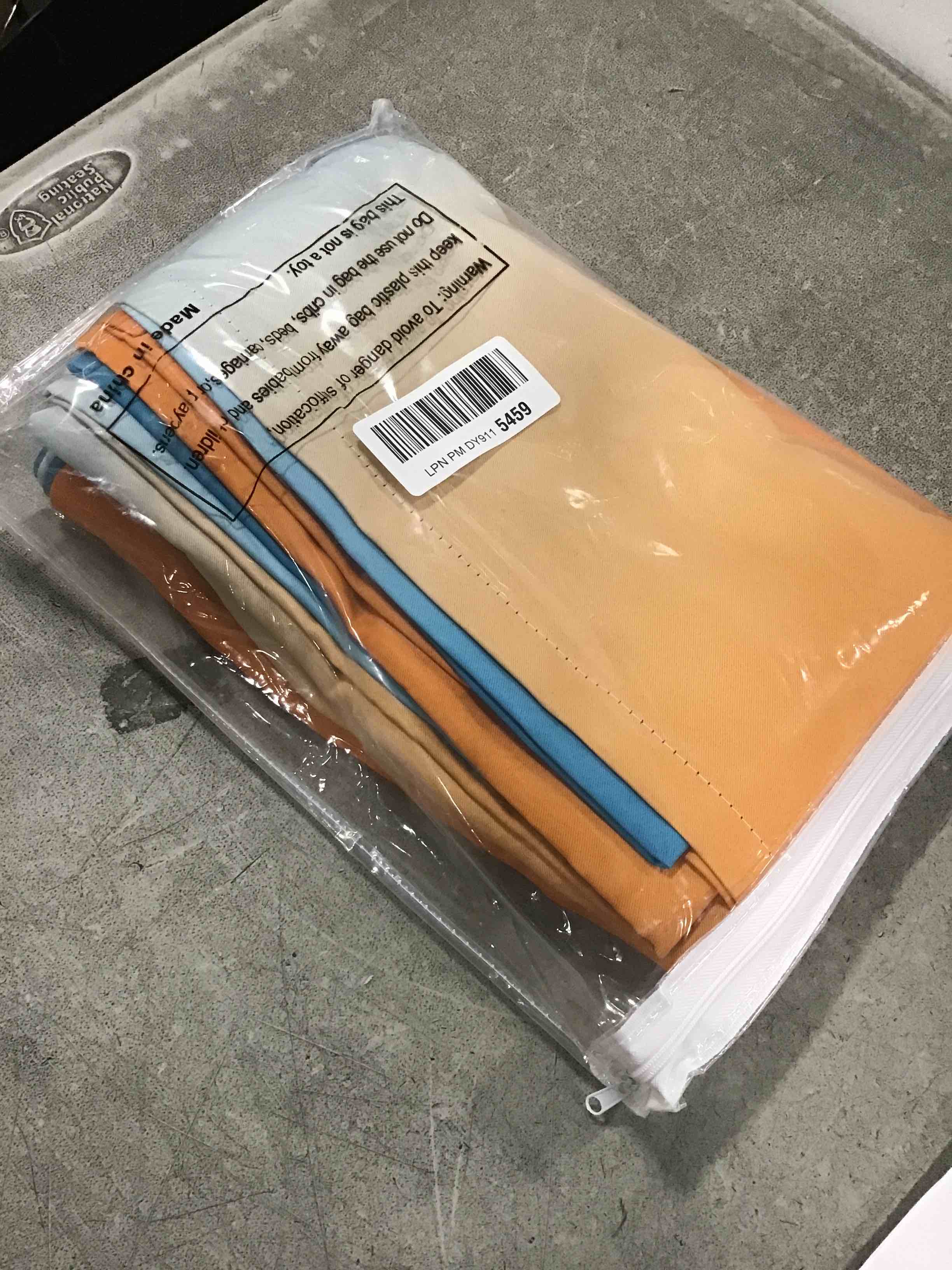 https://s3.amazonaws.com/lotting-images-prod/bidfta/PPE3467136_1750077413581.jpeg
