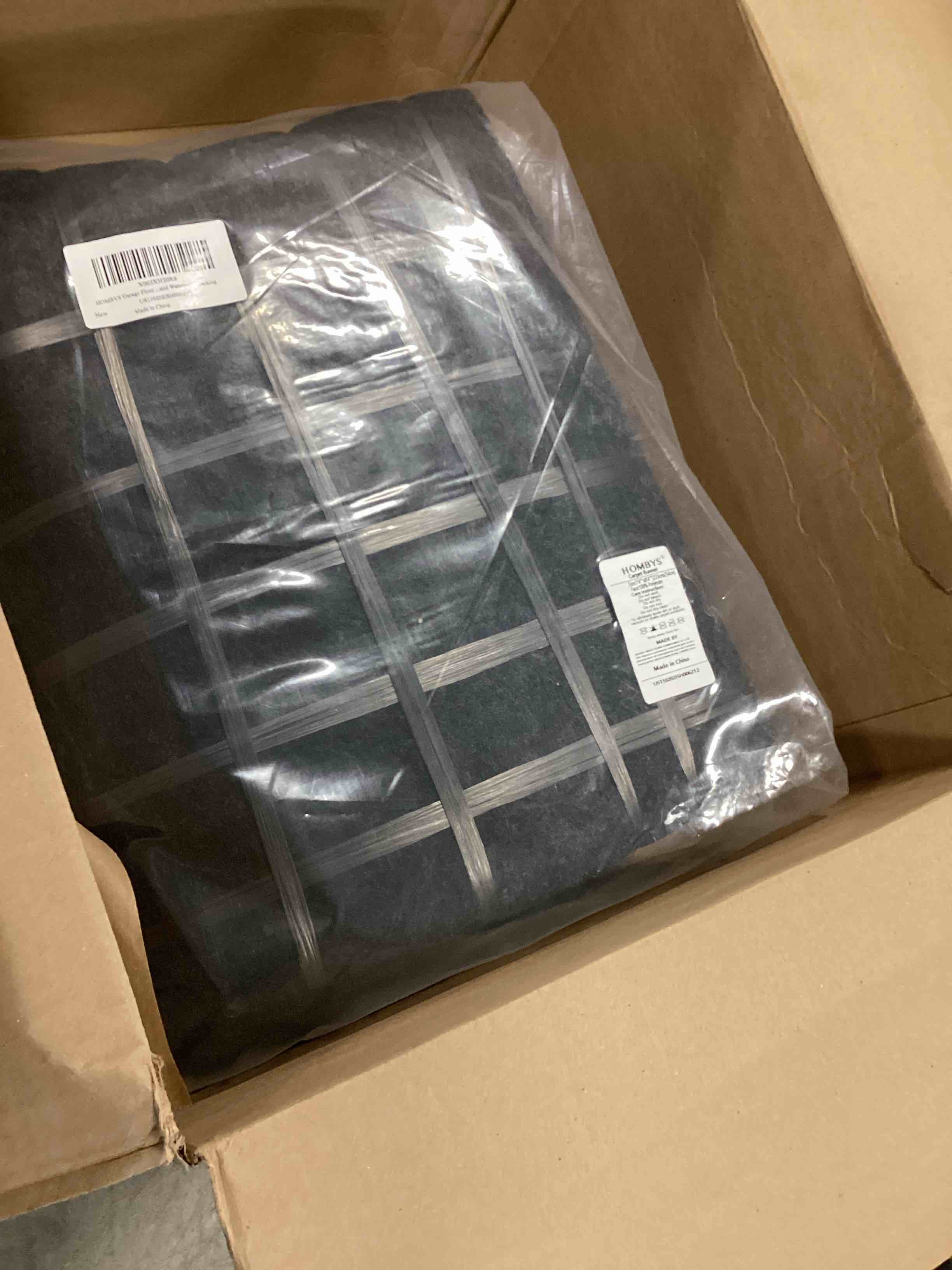 https://s3.amazonaws.com/lotting-images-prod/bidfta/PPE3467884_1750277424621.jpeg