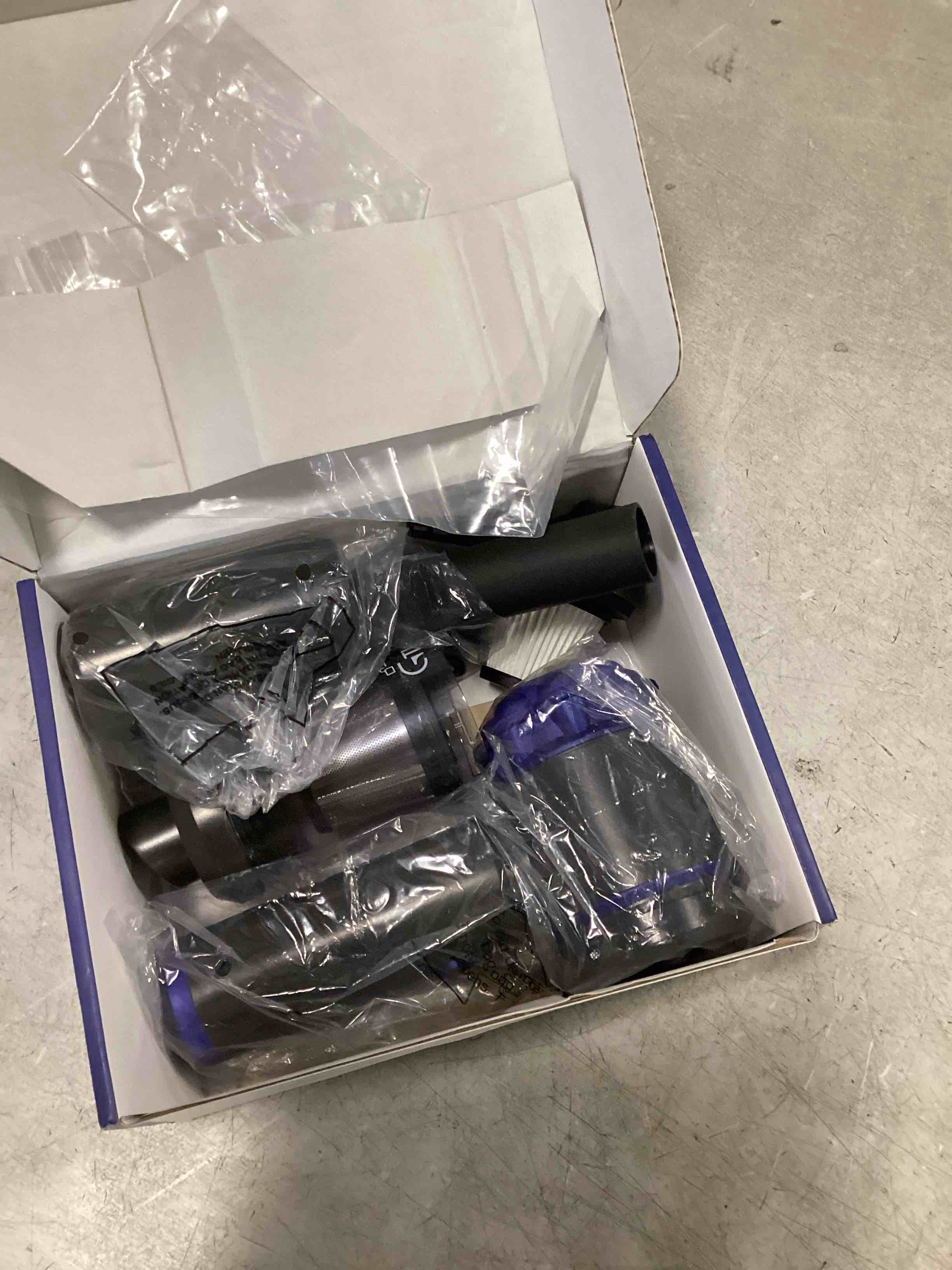 https://s3.amazonaws.com/lotting-images-prod/bidfta/PPE3468420_1750509755084.jpeg