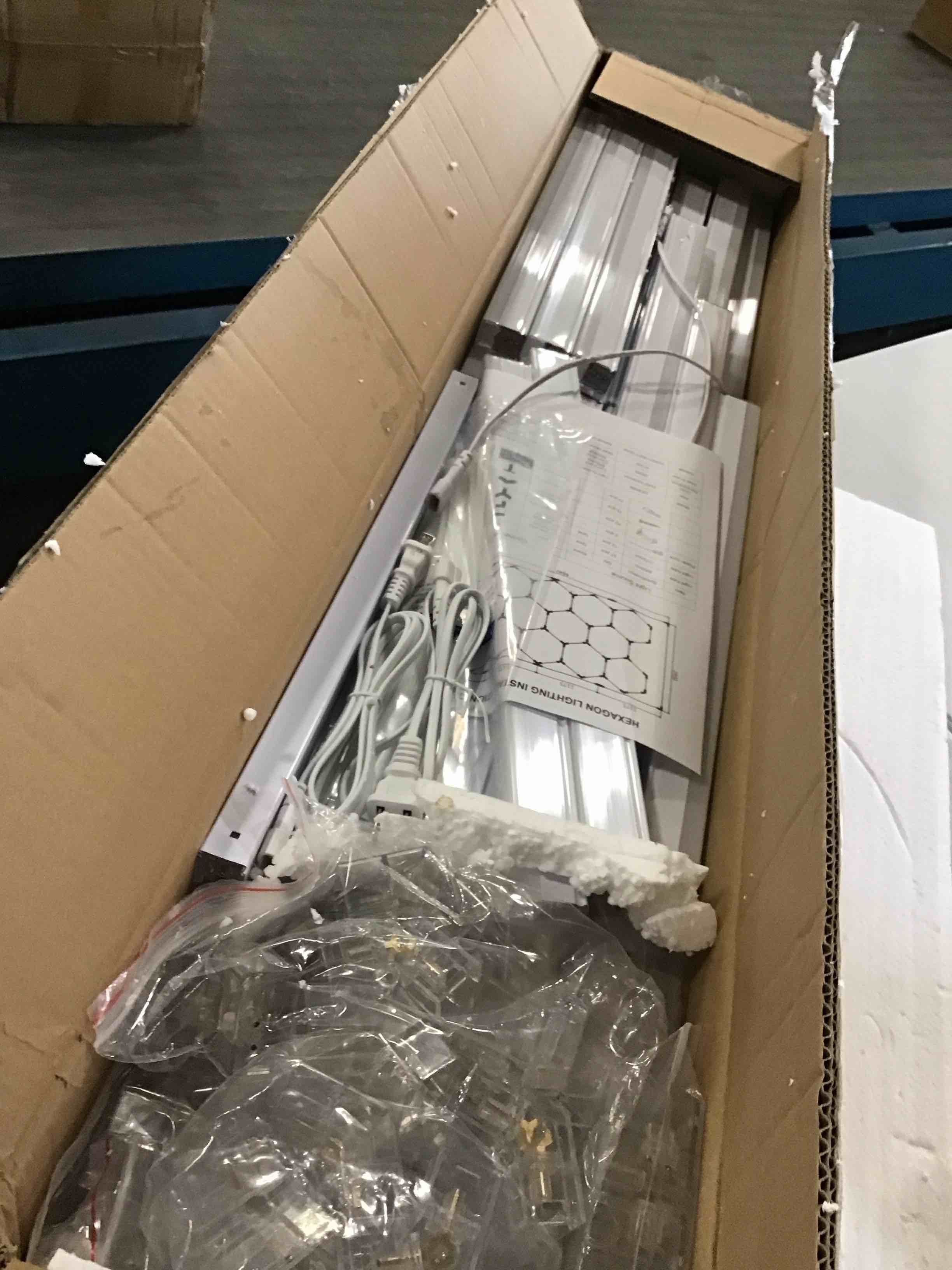 https://s3.amazonaws.com/lotting-images-prod/bidfta/PPE3469053_1750513703521.jpeg