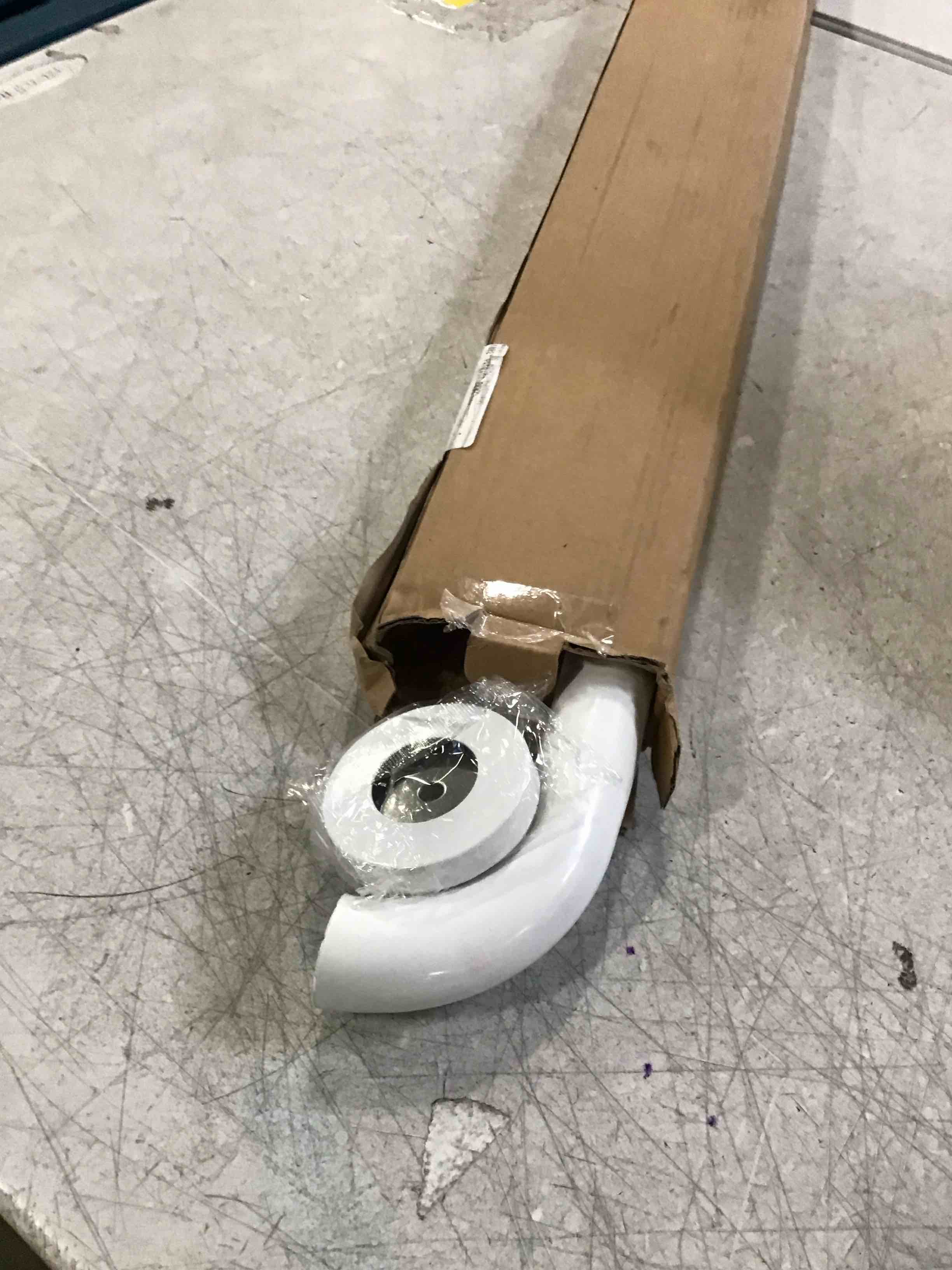 https://s3.amazonaws.com/lotting-images-prod/bidfta/PPE3469155_1750528480067.jpeg