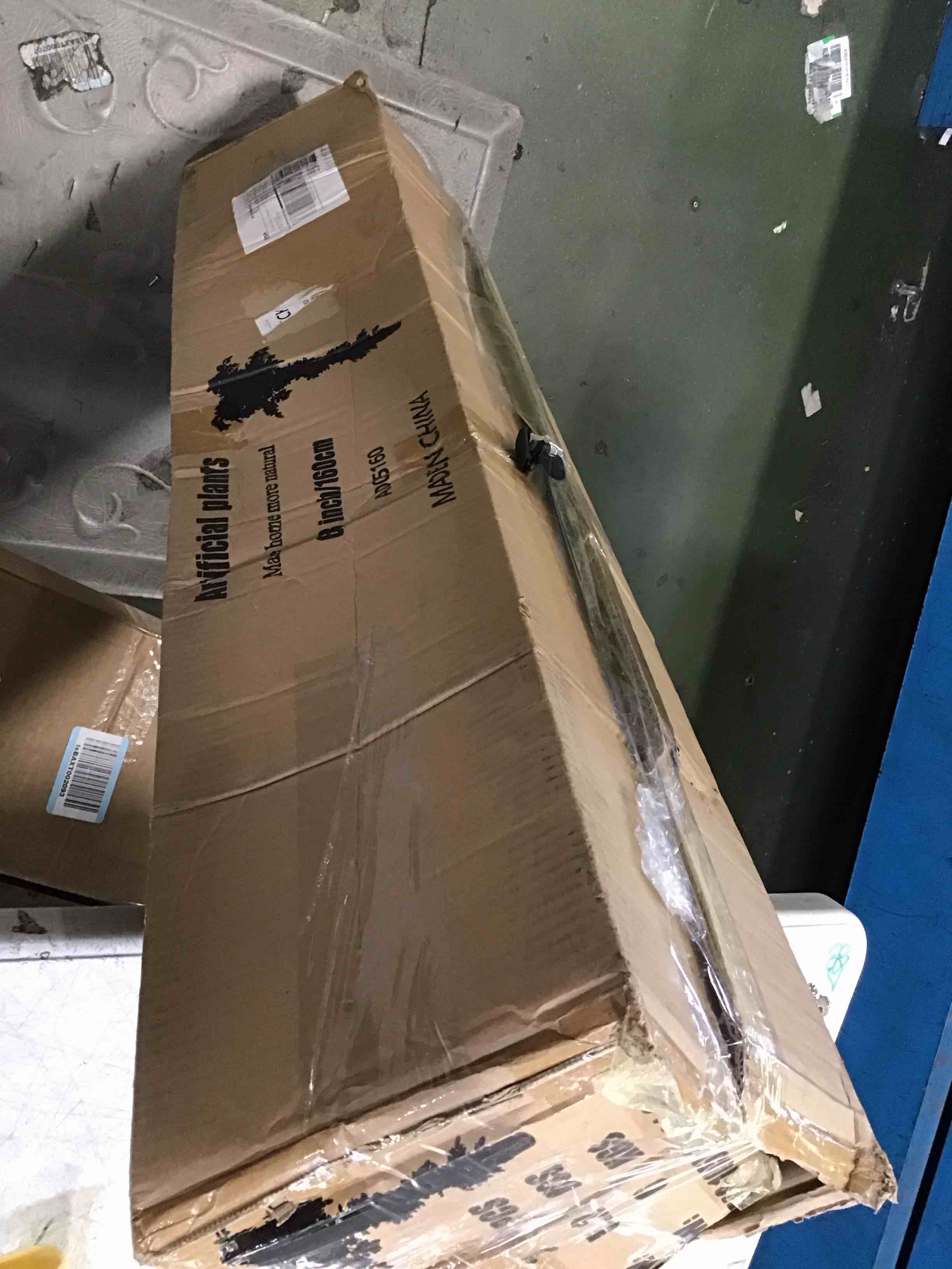 https://s3.amazonaws.com/lotting-images-prod/bidfta/PPE3469832_1750944976923.jpeg