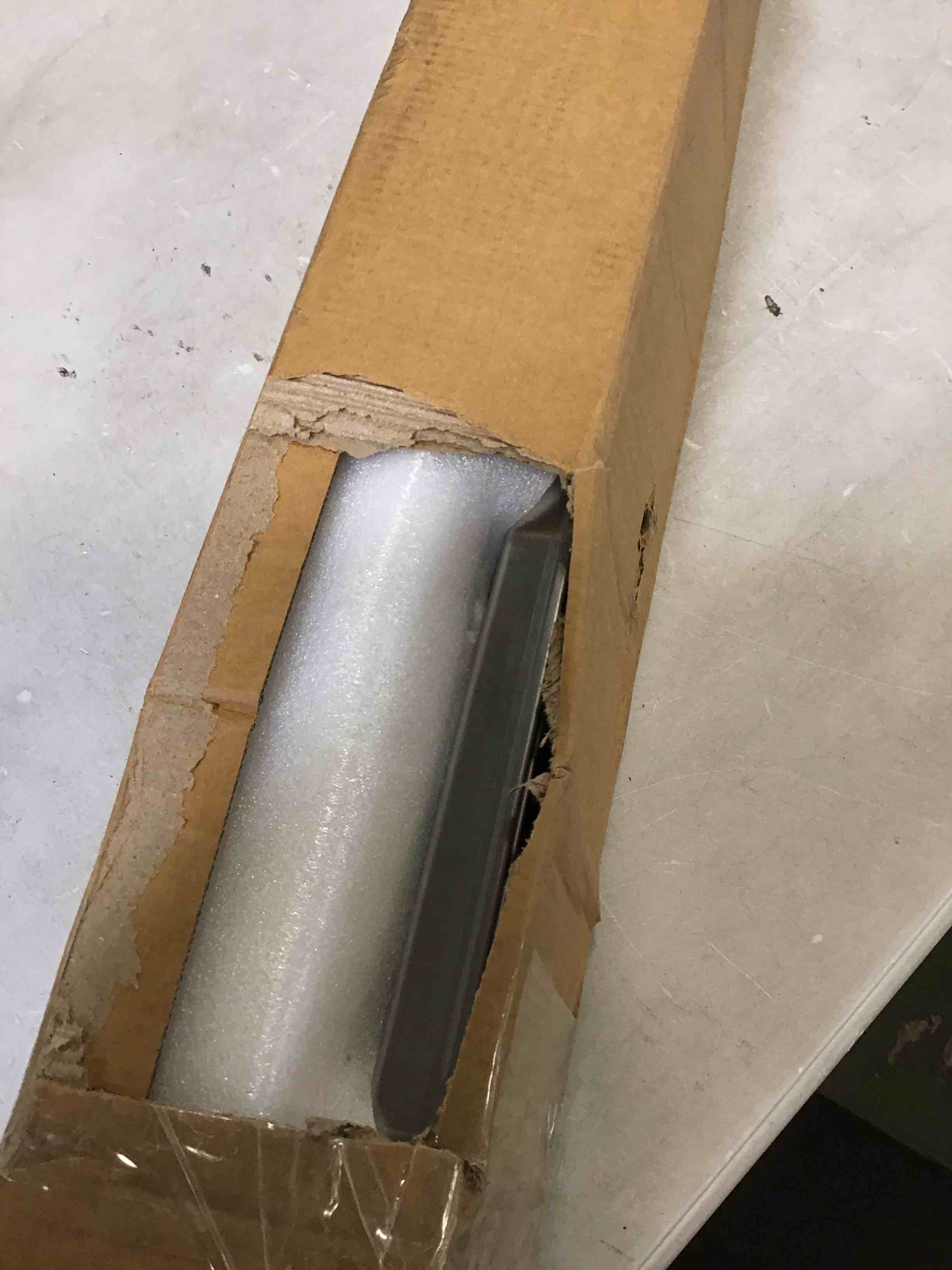 https://s3.amazonaws.com/lotting-images-prod/bidfta/PPE3470089_1751037750679.jpeg
