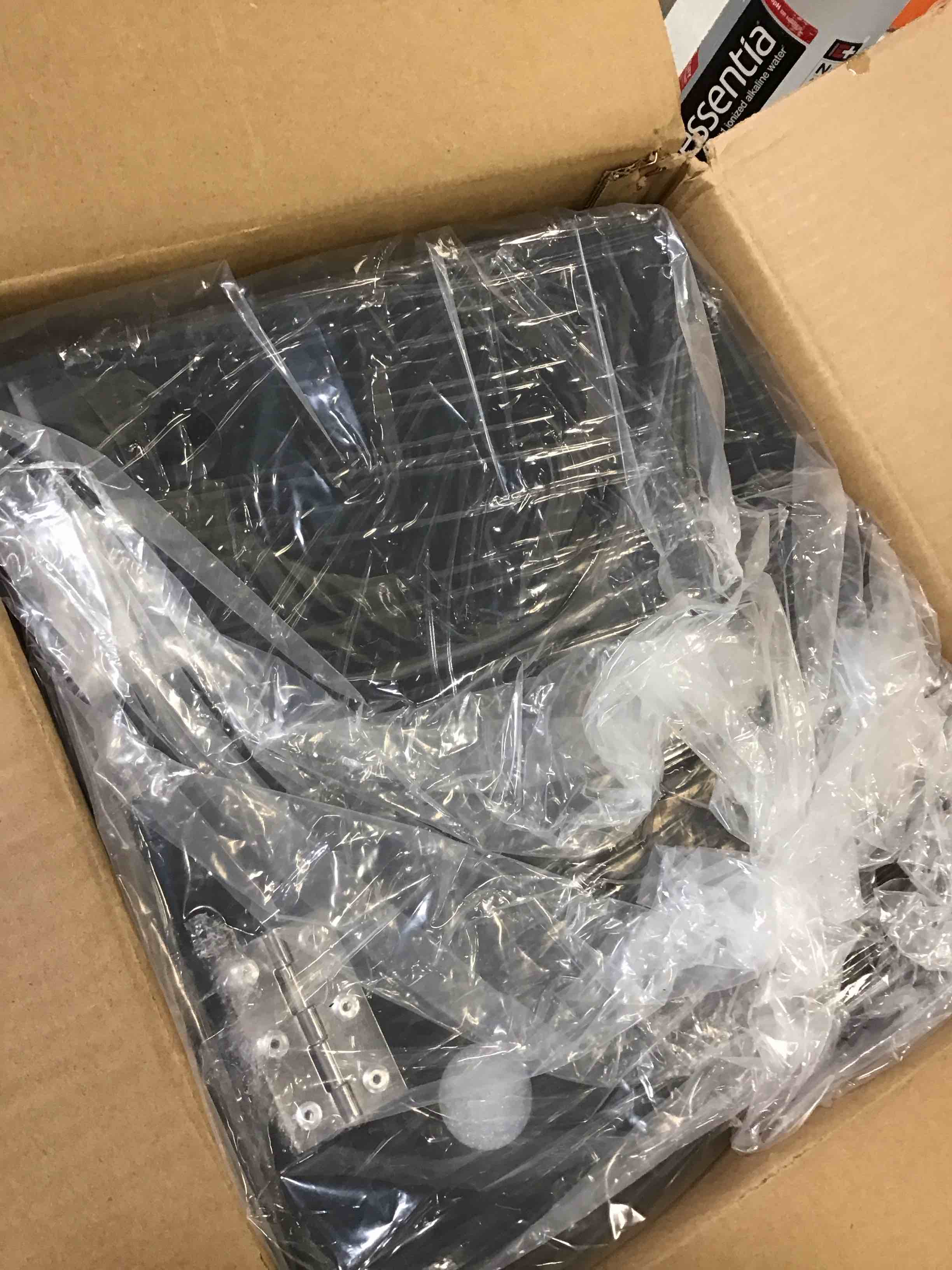 https://s3.amazonaws.com/lotting-images-prod/bidfta/PPE3470092_1751037441399.jpeg