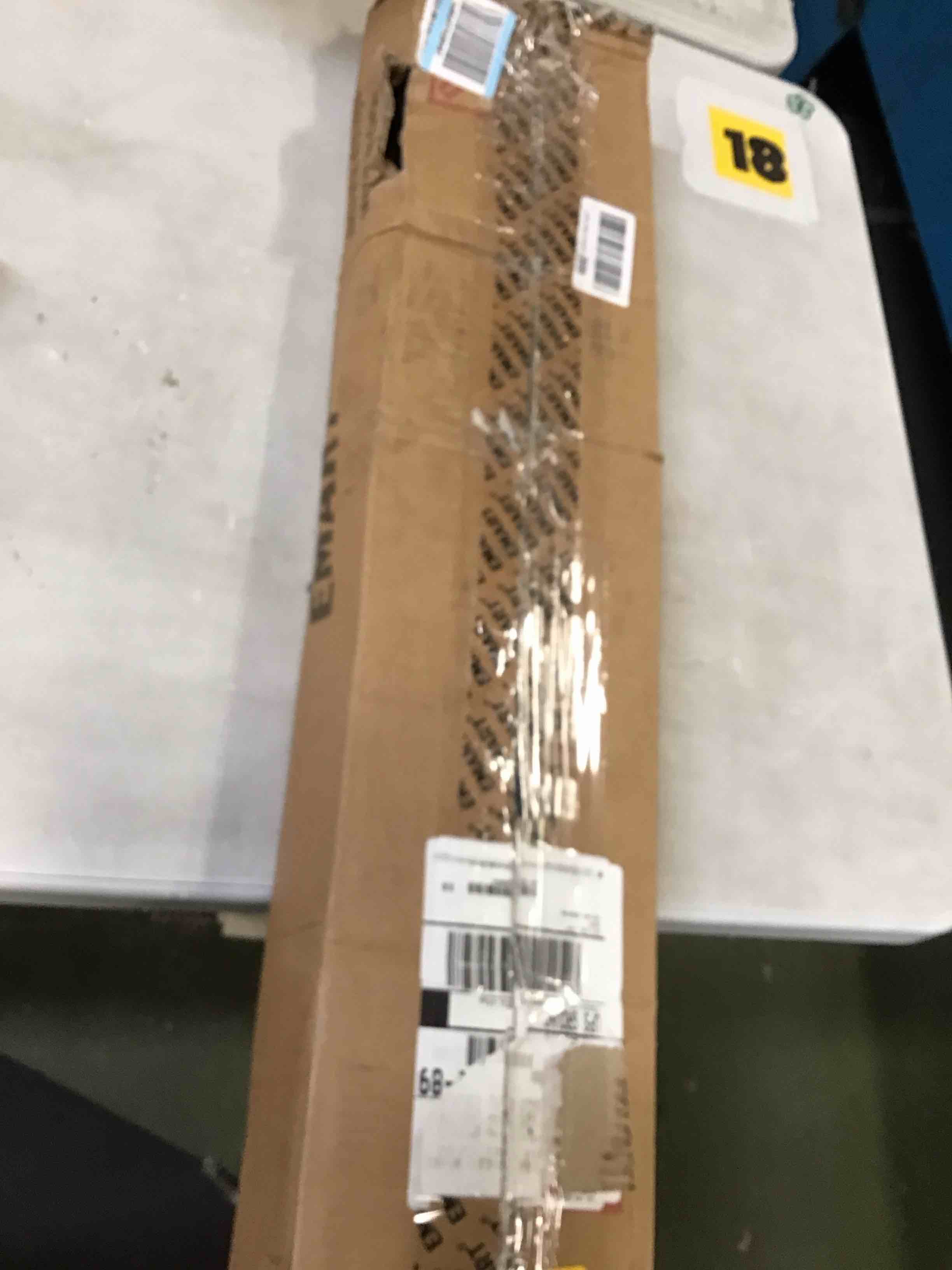 https://s3.amazonaws.com/lotting-images-prod/bidfta/PPE3470107_1751035856432.jpeg