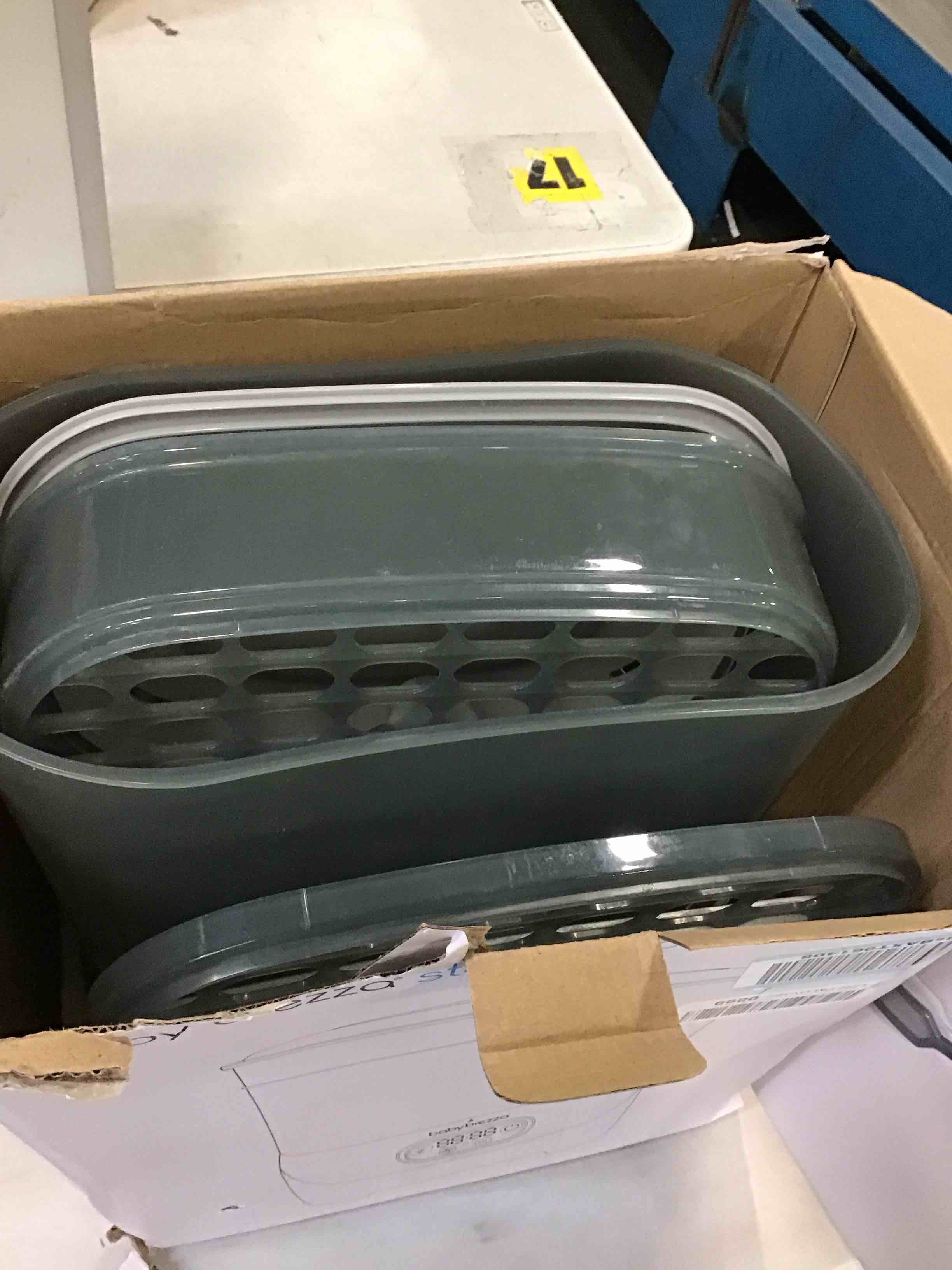 https://s3.amazonaws.com/lotting-images-prod/bidfta/PPE3470148_1751030452499.jpeg