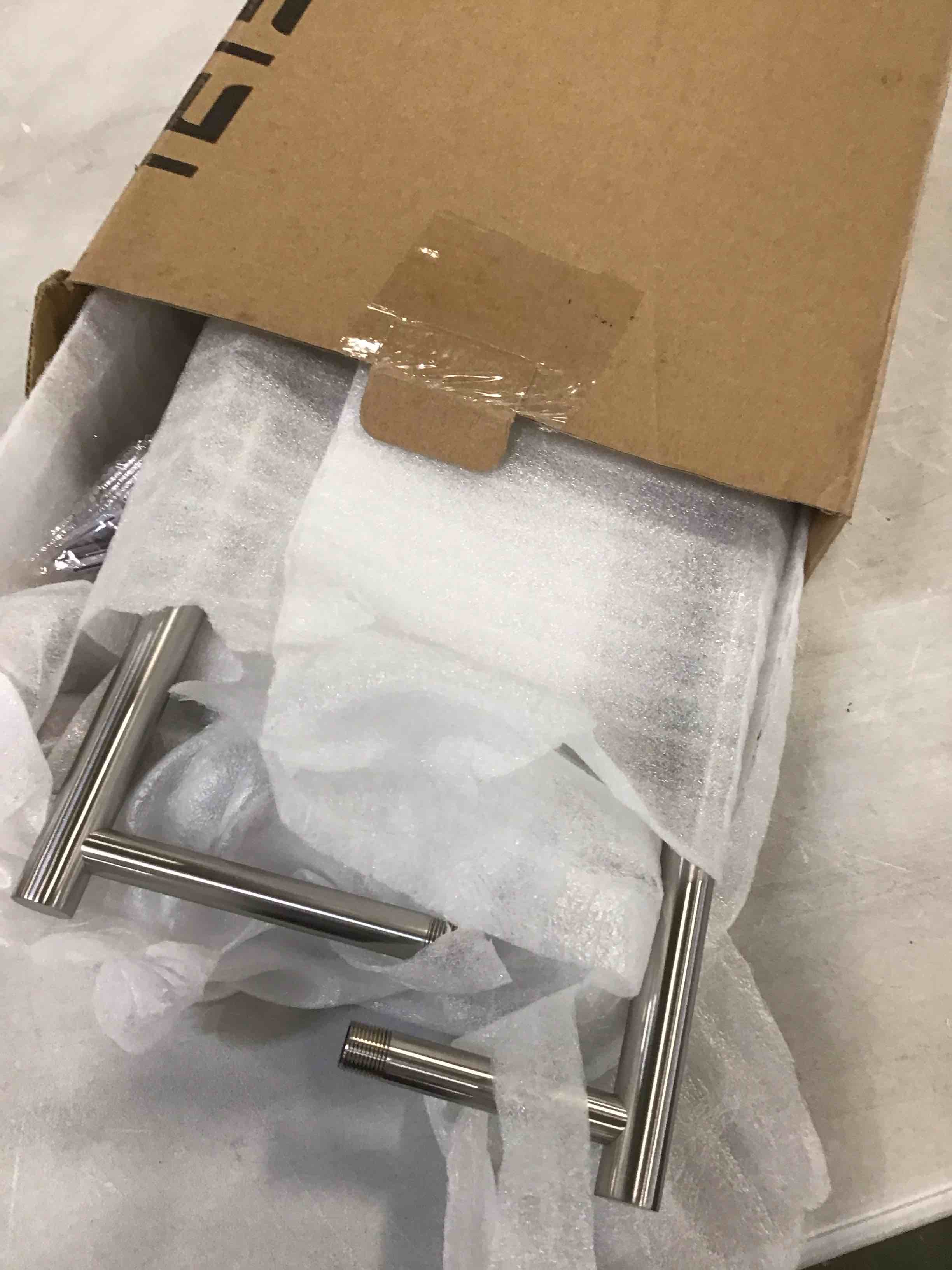 https://s3.amazonaws.com/lotting-images-prod/bidfta/PPE3470187_1751026881607.jpeg
