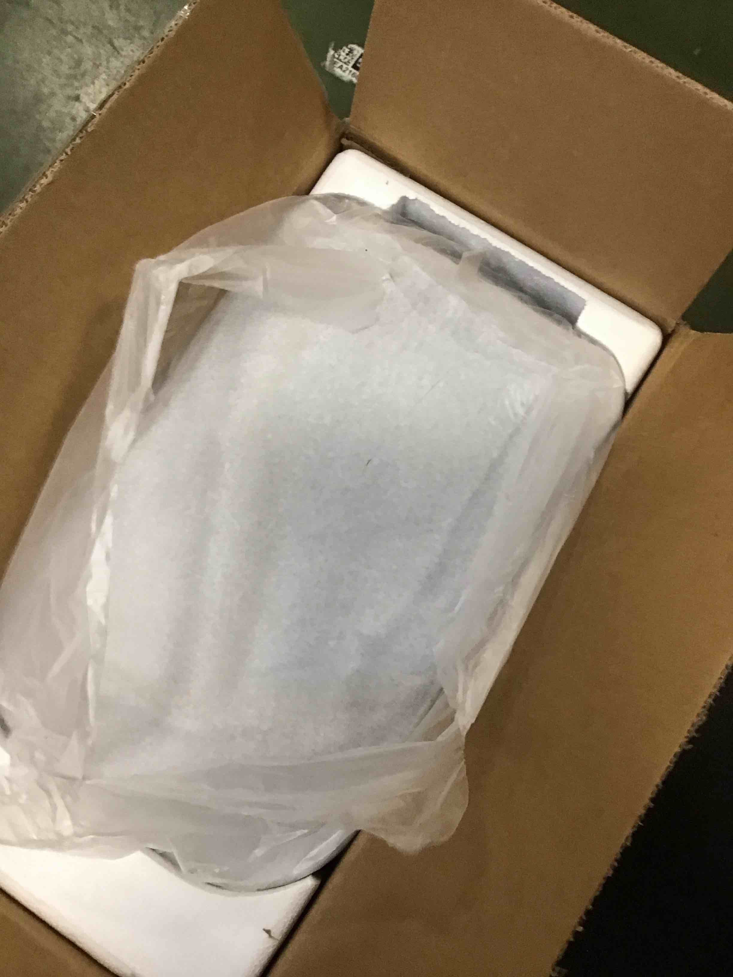 https://s3.amazonaws.com/lotting-images-prod/bidfta/PPE3470415_1751287154558.jpeg