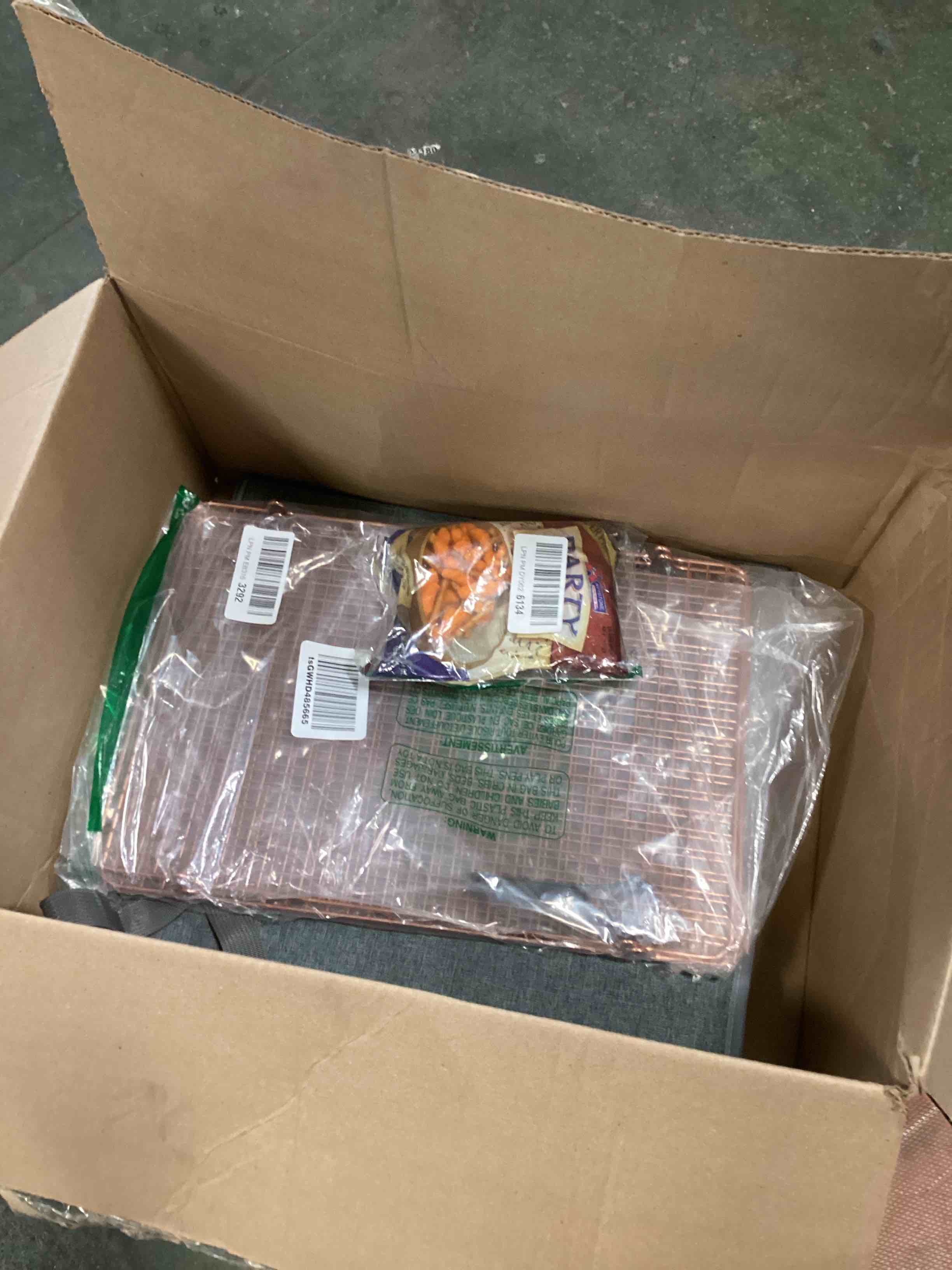 https://s3.amazonaws.com/lotting-images-prod/bidfta/PPE3473509_1749570146693.jpeg
