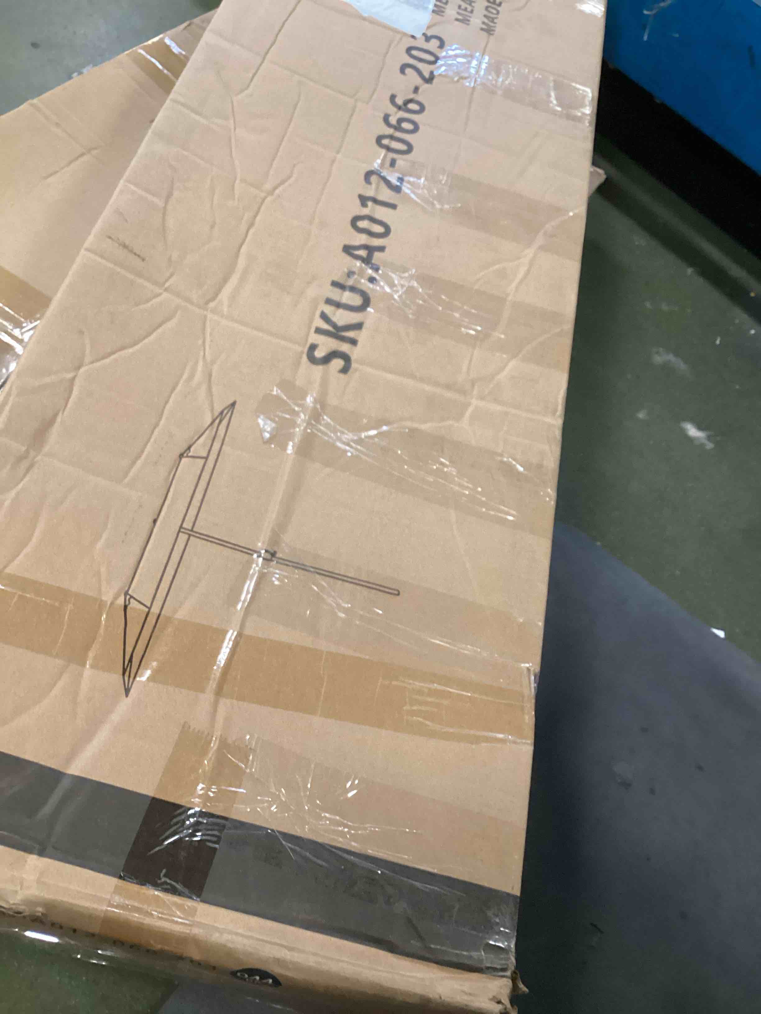 https://s3.amazonaws.com/lotting-images-prod/bidfta/PPE3474029_1749750572204.jpeg