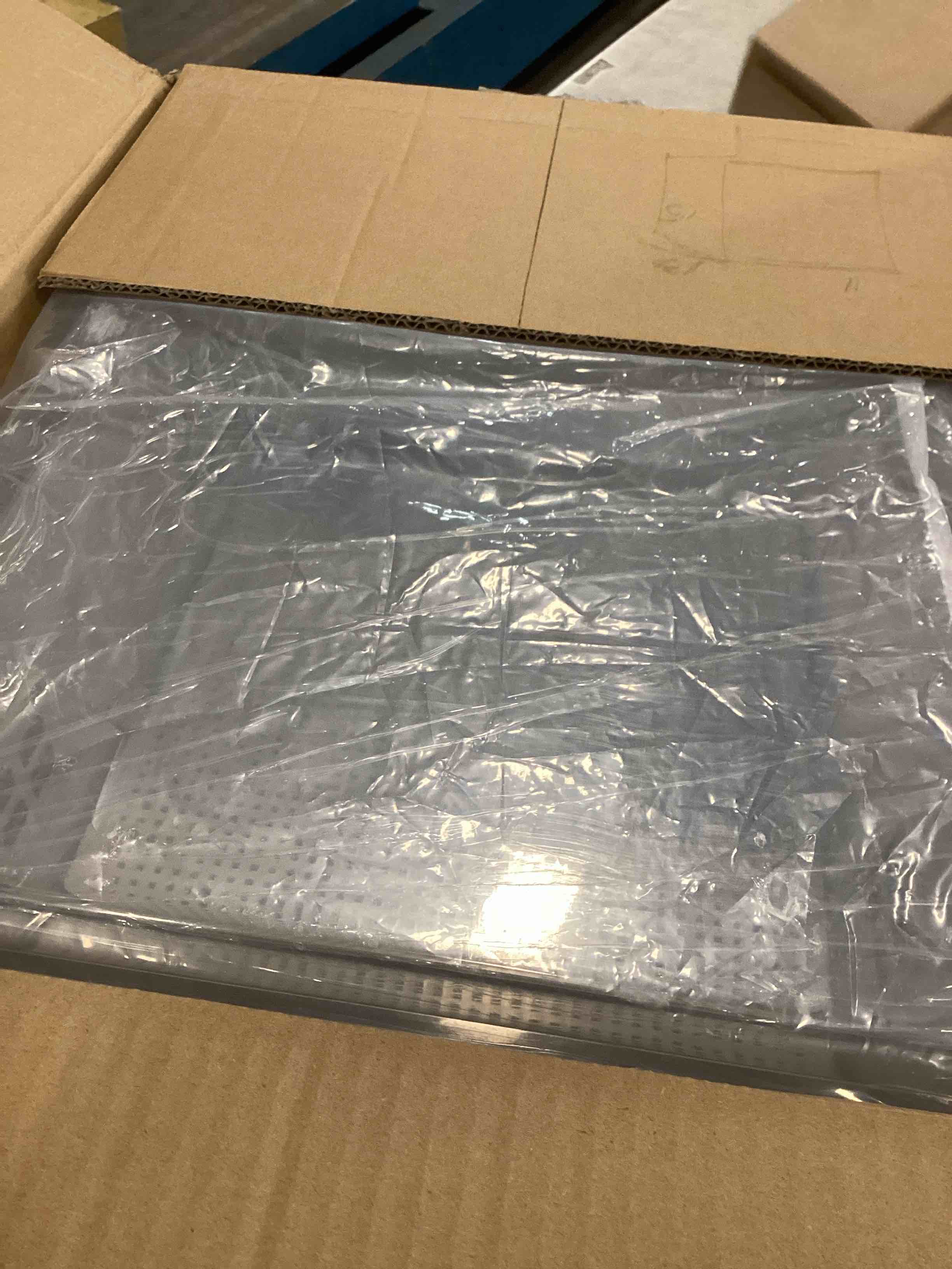 https://s3.amazonaws.com/lotting-images-prod/bidfta/PPE3474095_1749758817604.jpeg