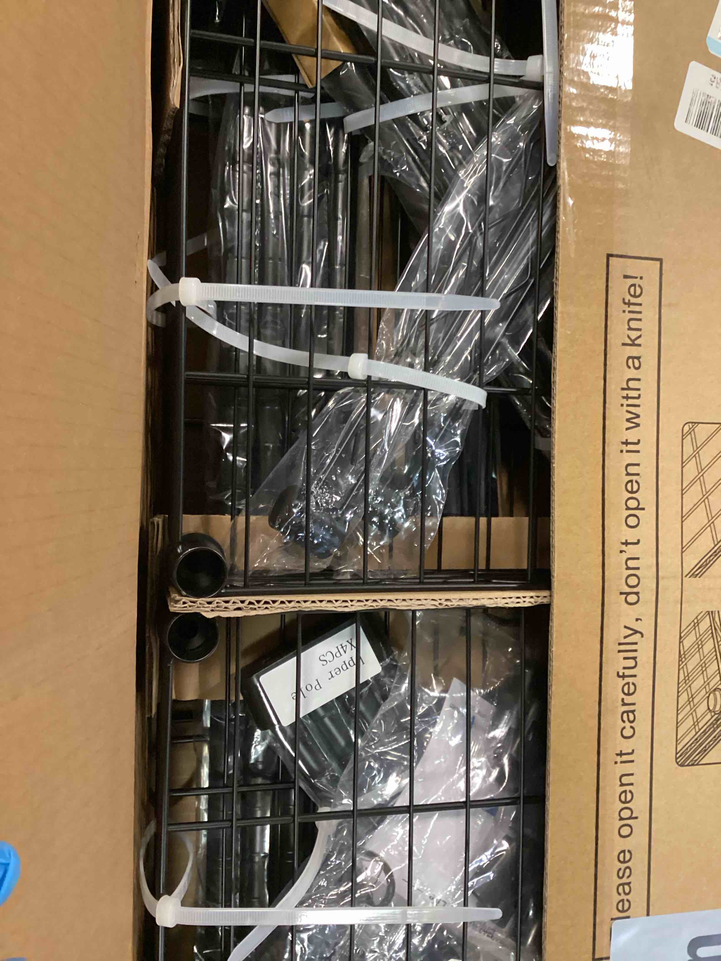https://s3.amazonaws.com/lotting-images-prod/bidfta/PPE3474401_1749908142453.jpeg