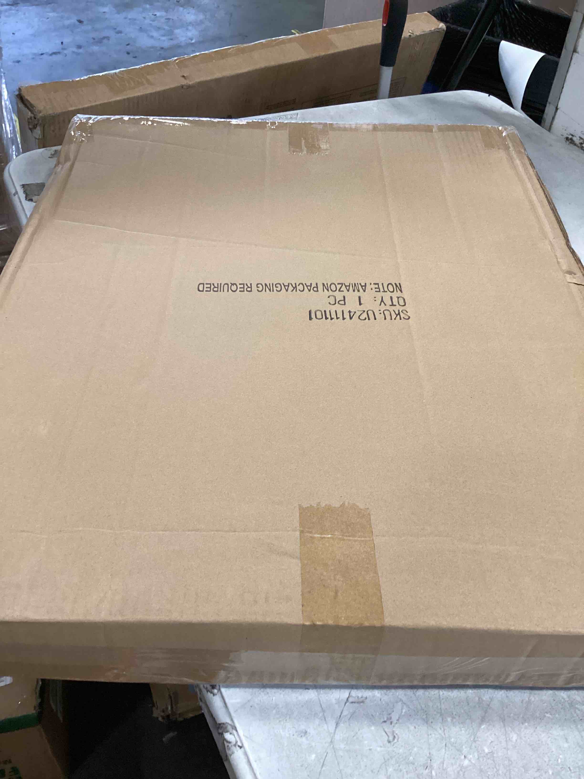 https://s3.amazonaws.com/lotting-images-prod/bidfta/PPE3474941_1750176078286.jpeg