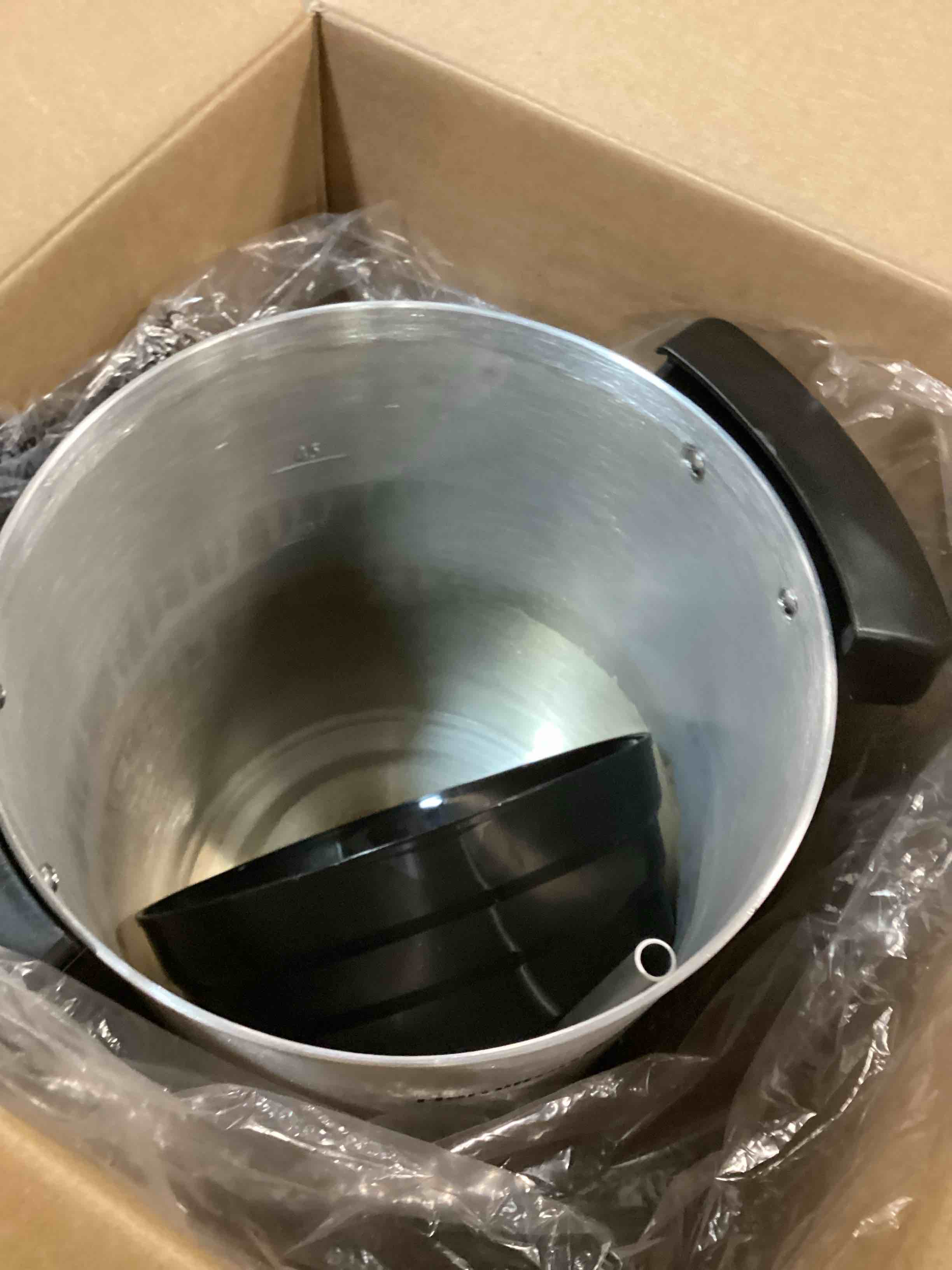 https://s3.amazonaws.com/lotting-images-prod/bidfta/PPE3475008_1748953205009.jpeg