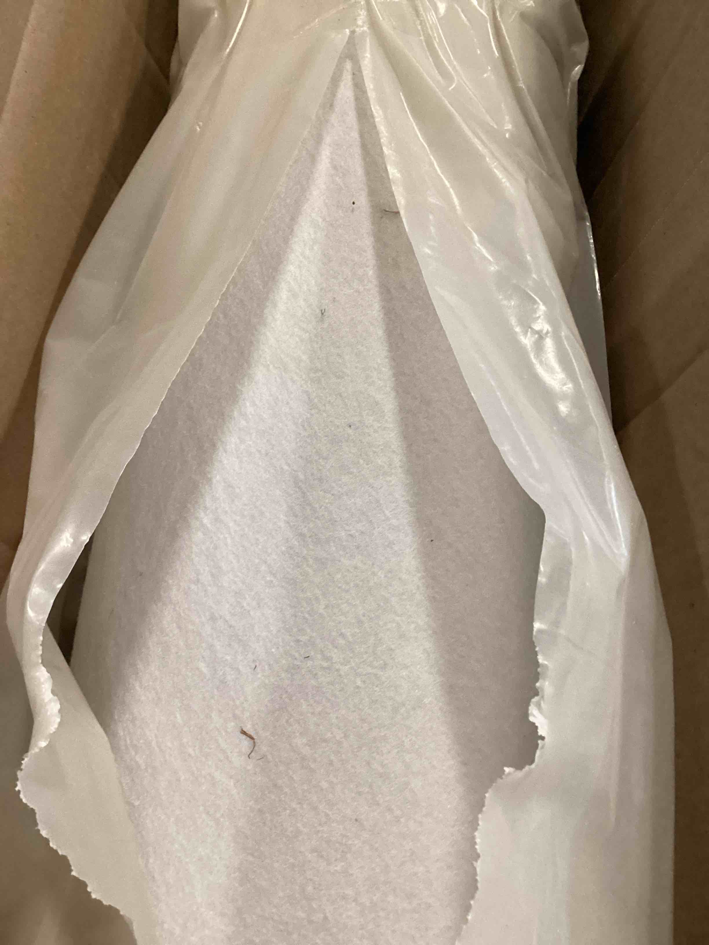 https://s3.amazonaws.com/lotting-images-prod/bidfta/PPE3476226_1749318015929.jpeg