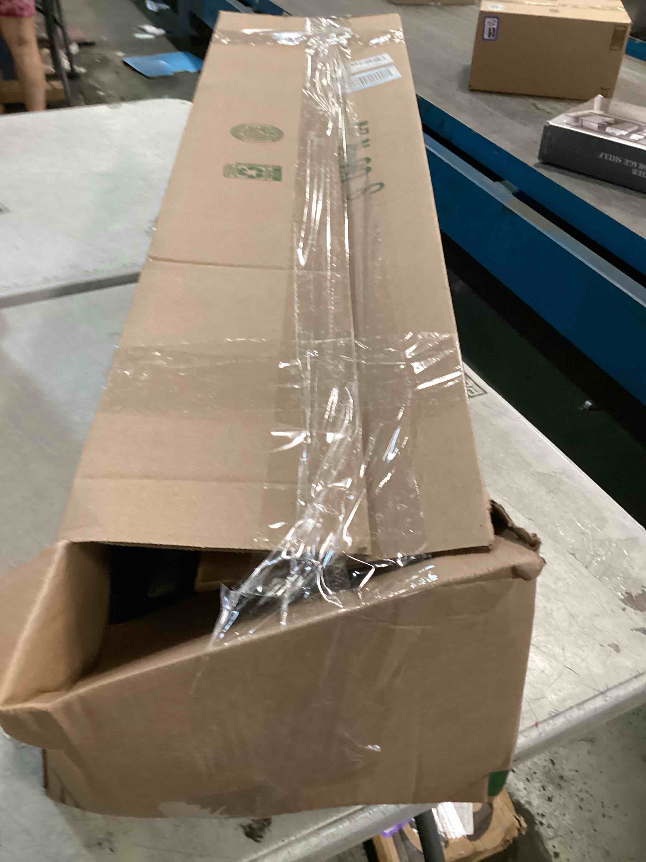 https://s3.amazonaws.com/lotting-images-prod/bidfta/PPE3476435_1749492446399.jpeg