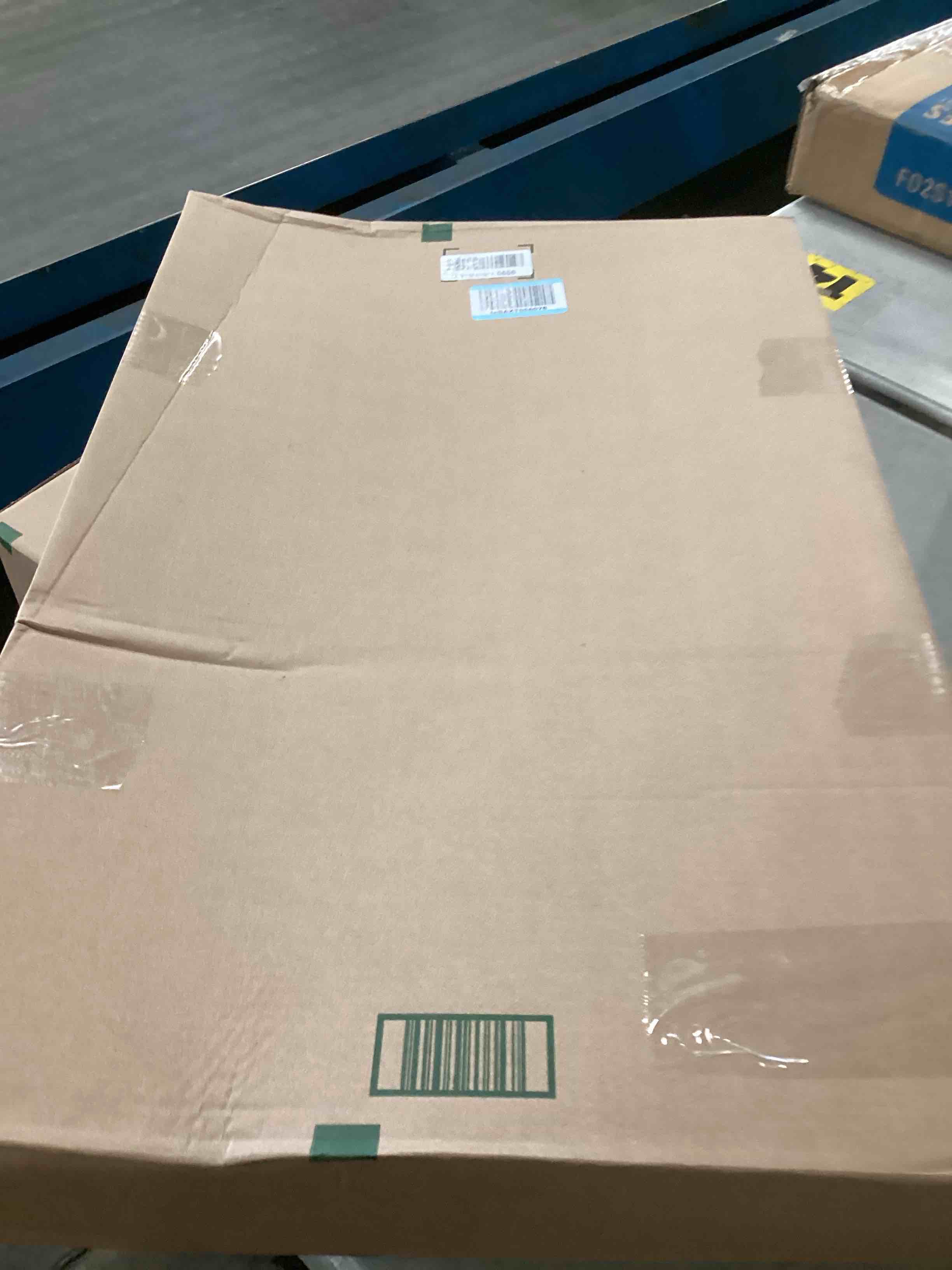 https://s3.amazonaws.com/lotting-images-prod/bidfta/PPE3476798_1749583631068.jpeg